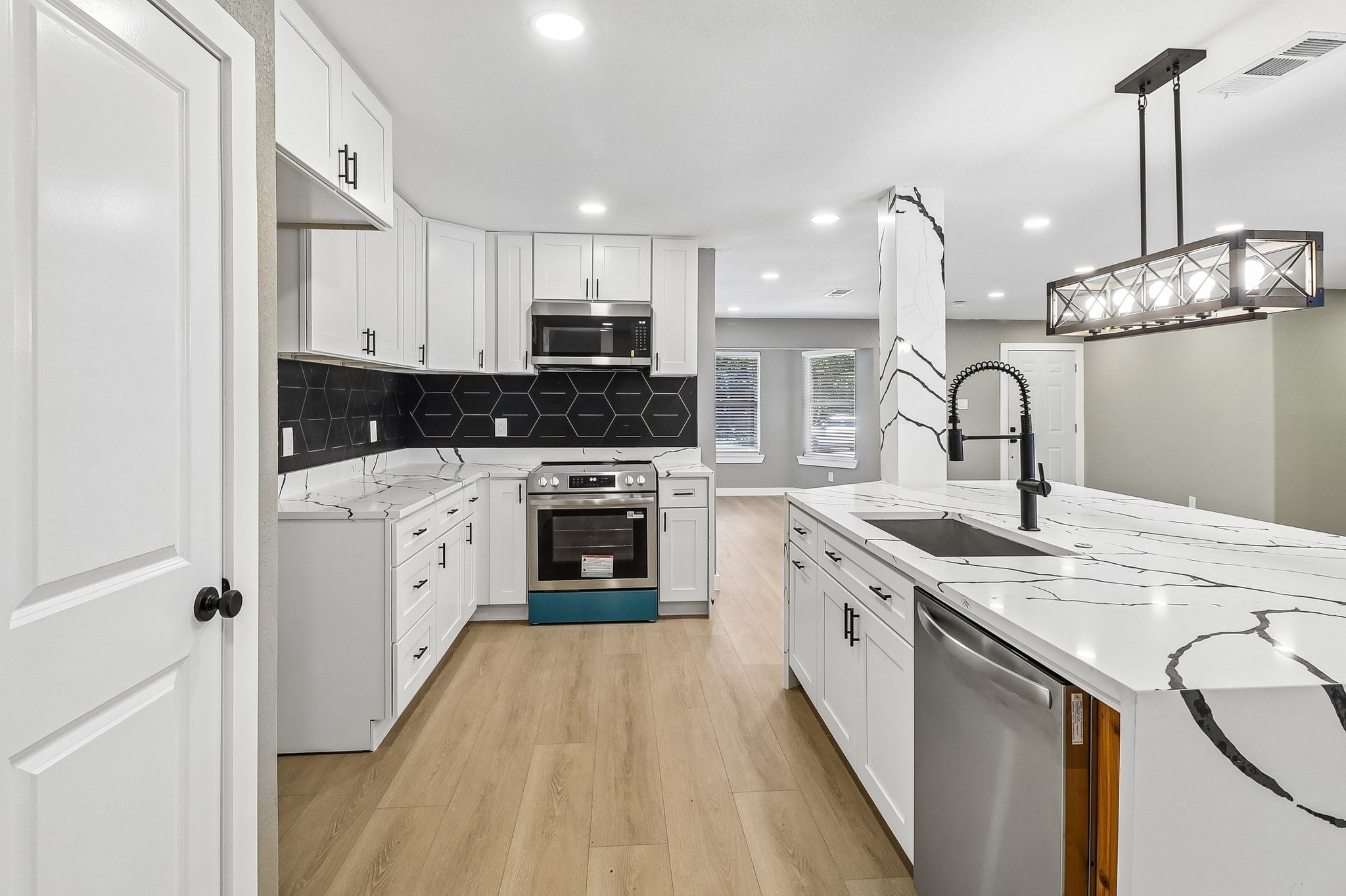 10711 Cromwell Drive Dallas TX 75229
