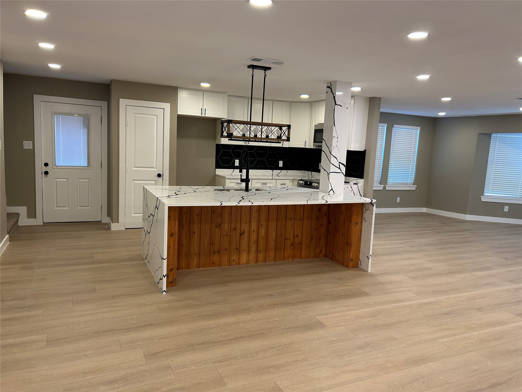 10711 Cromwell Drive Dallas TX 75229