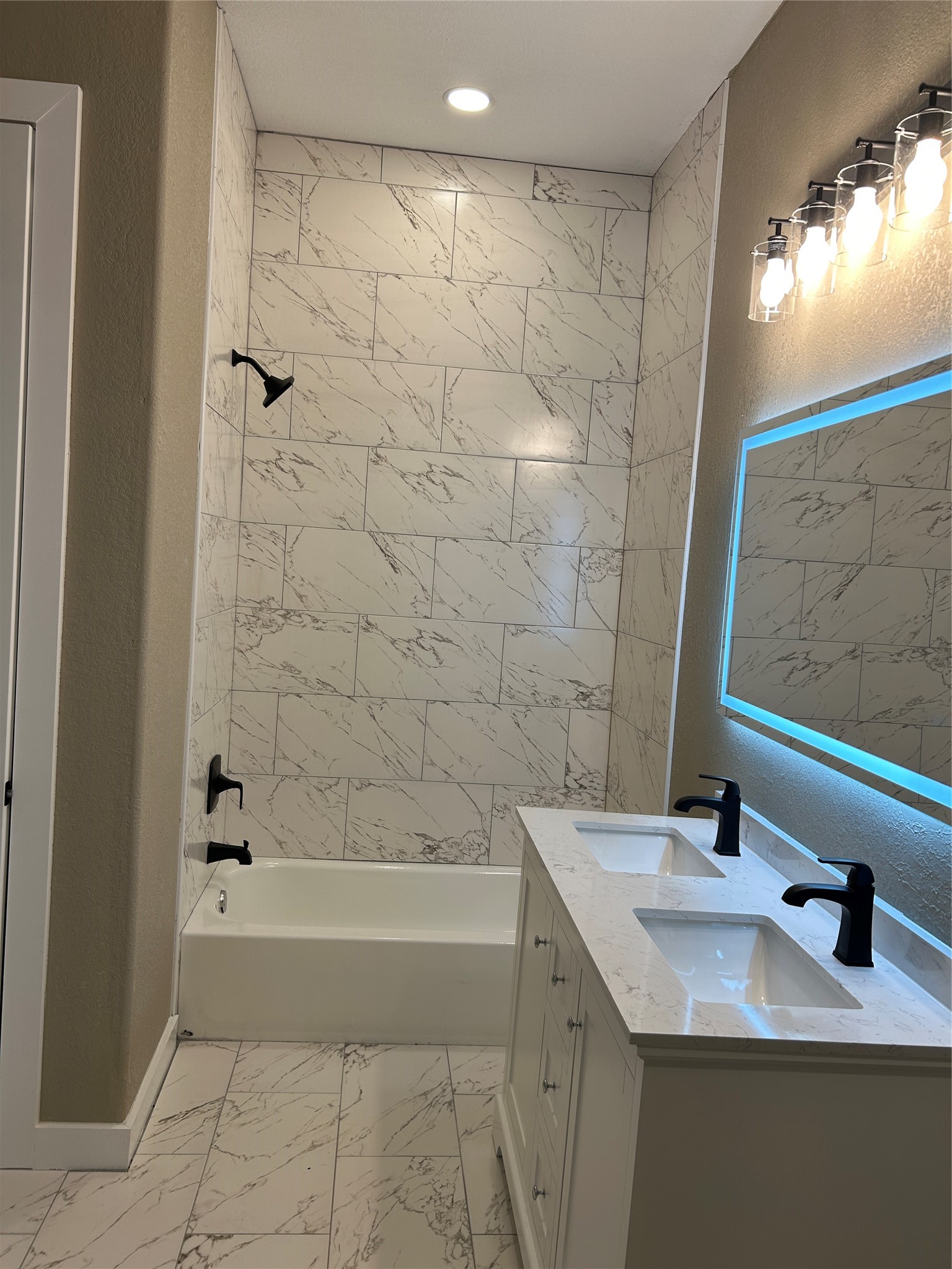 10711 Cromwell Drive Dallas TX 75229