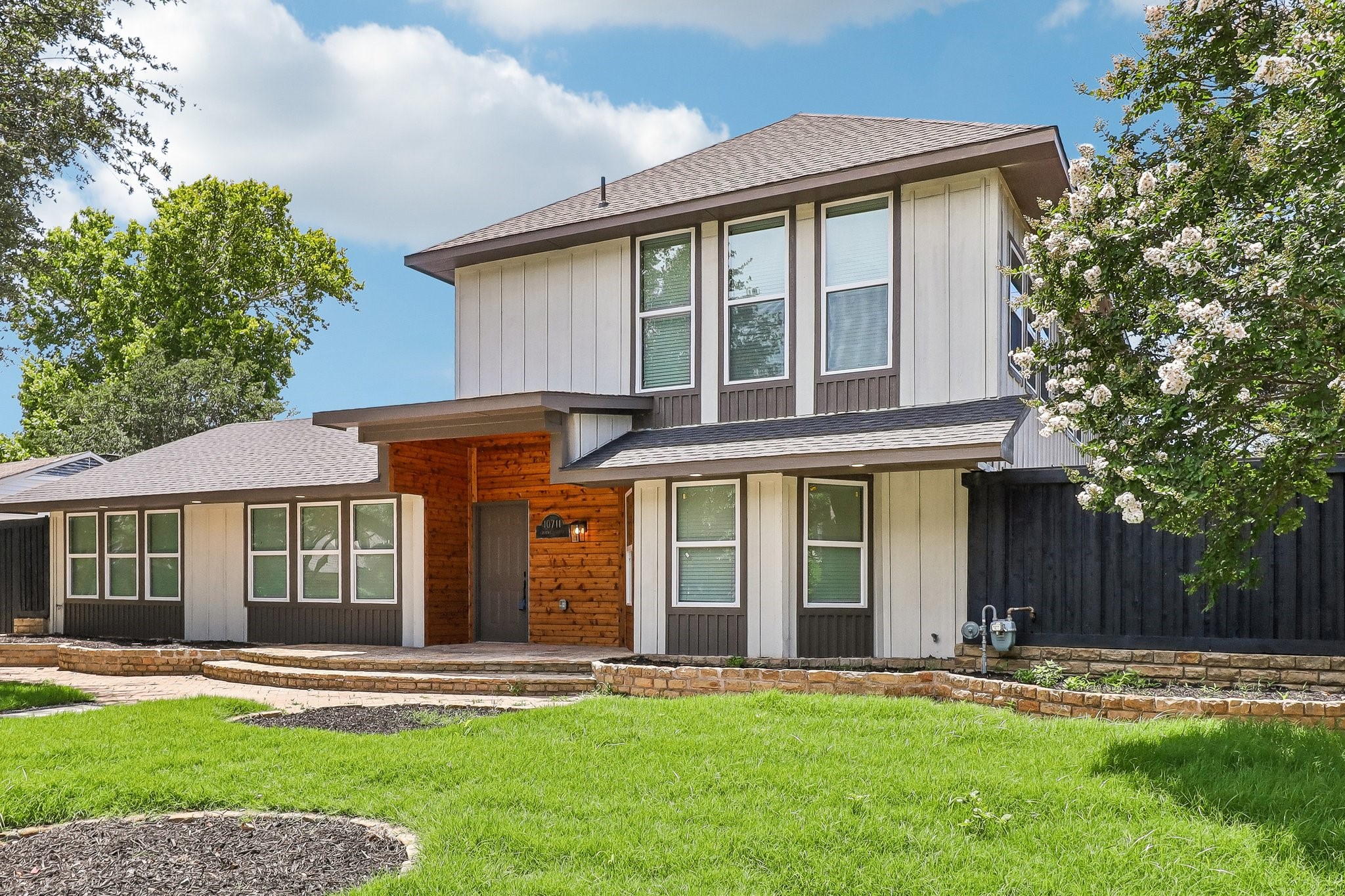 10711 Cromwell Drive Dallas TX 75229
