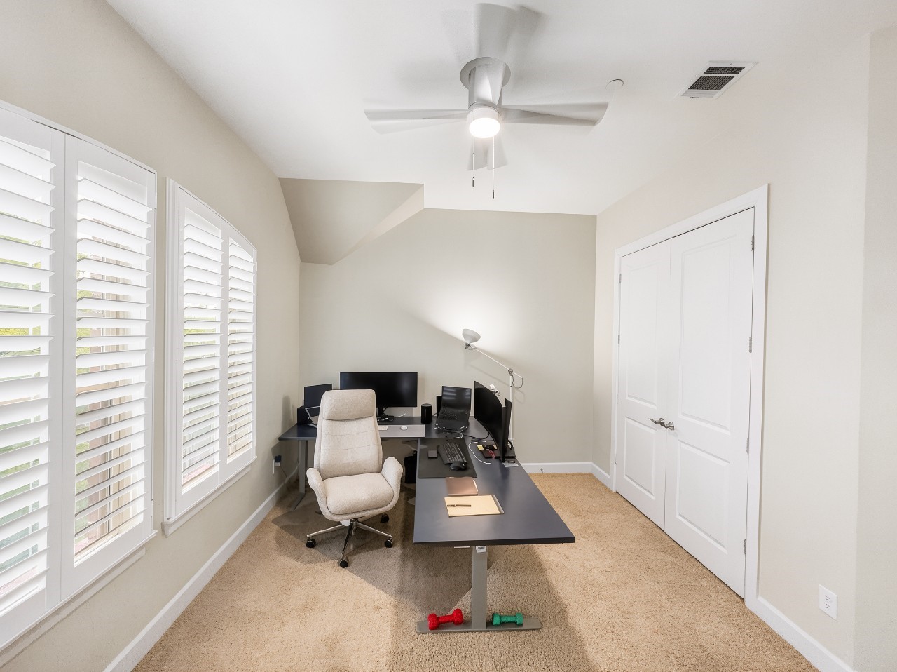 15850 Quorum Drive Addison TX 75001