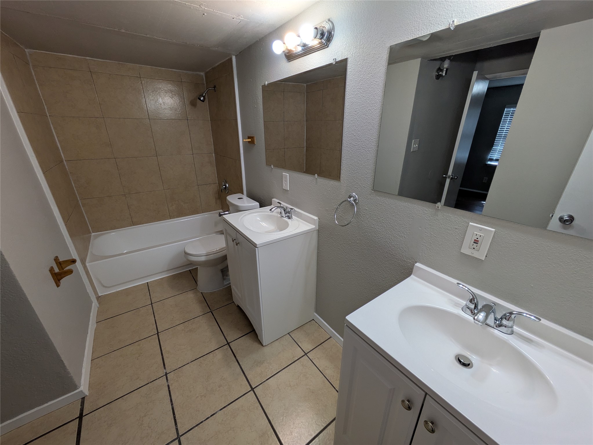 9575 Gonzales Drive Dallas TX 75227