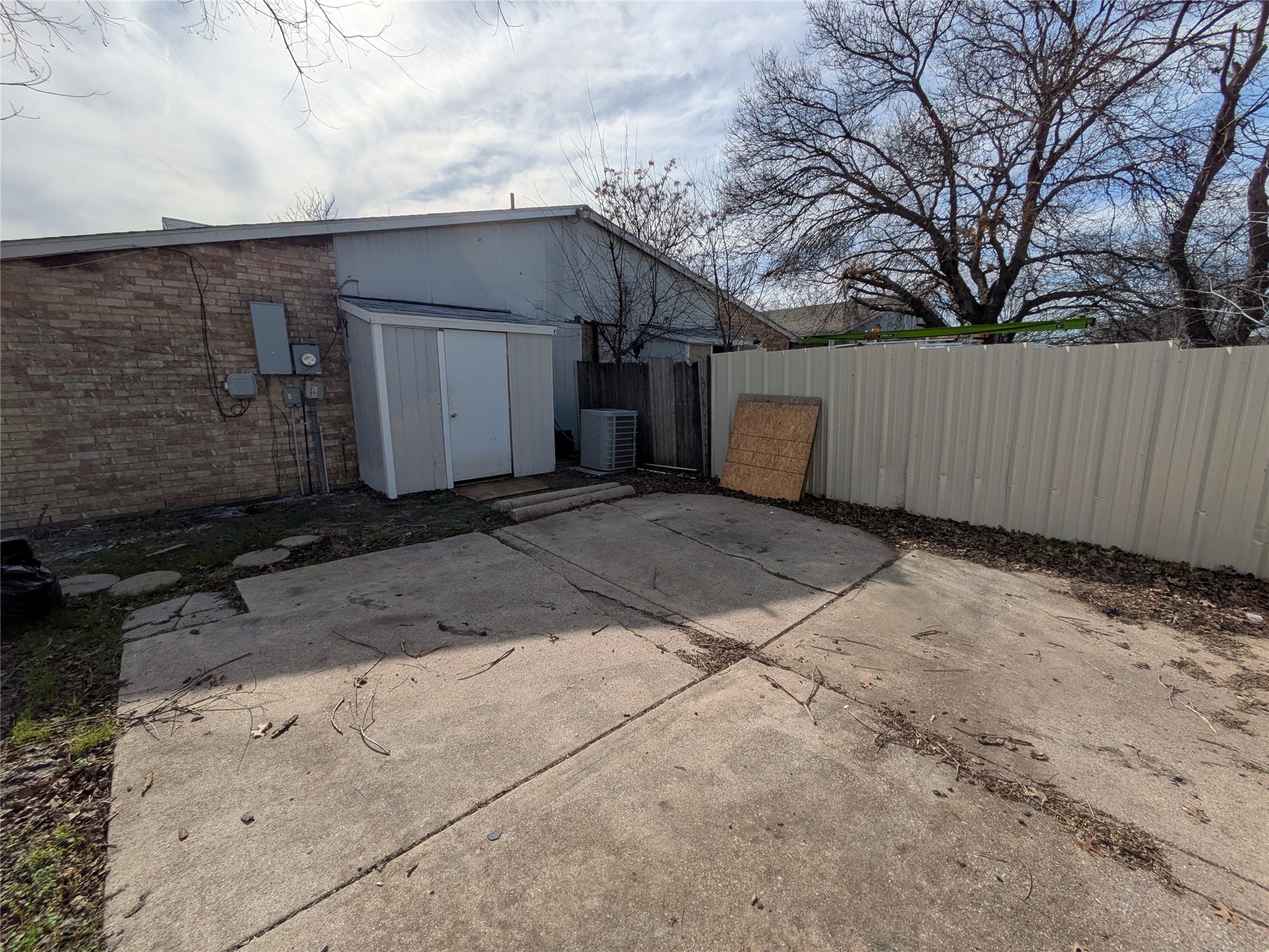 9575 Gonzales Drive Dallas TX 75227
