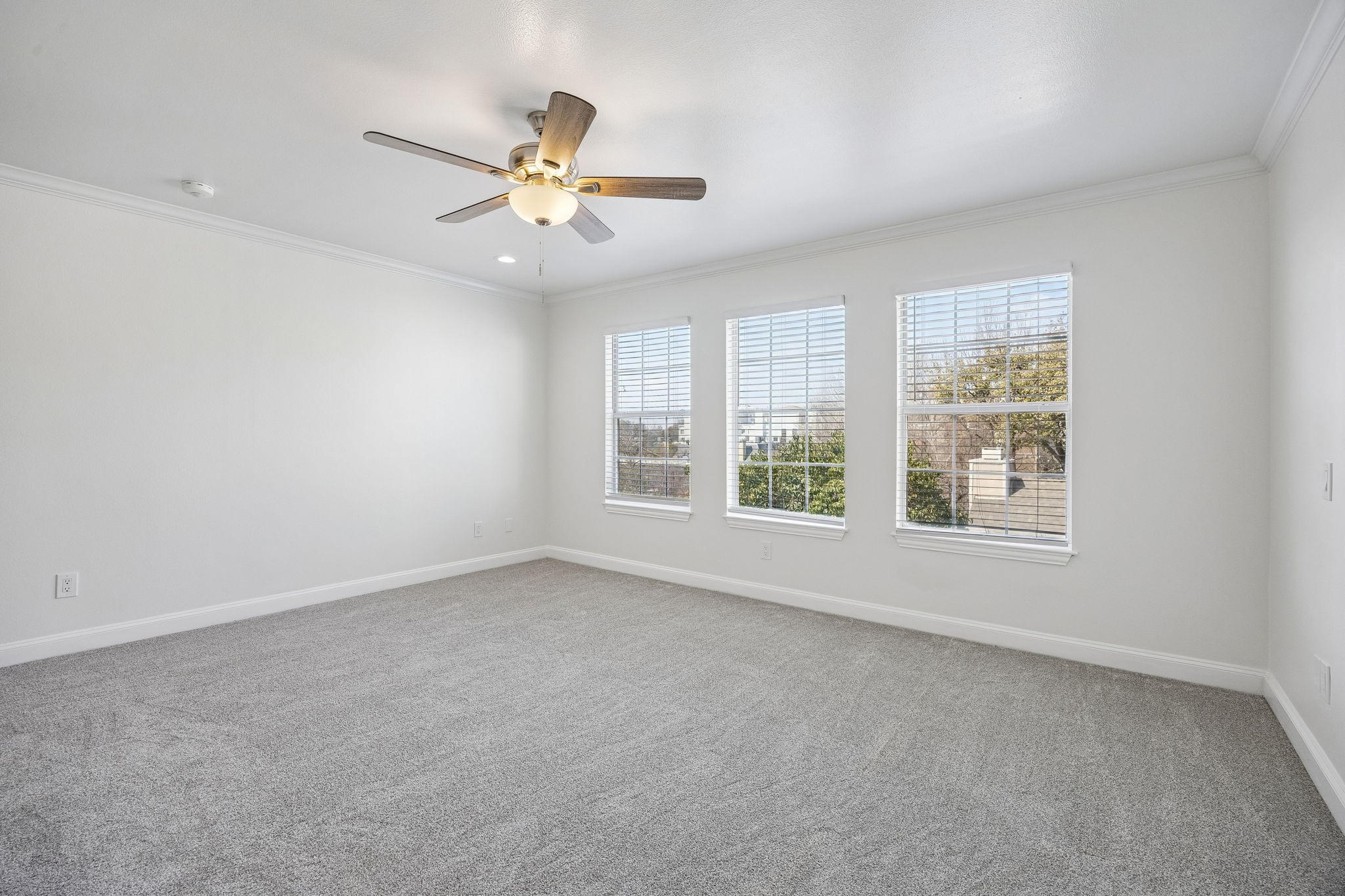 4125 Holland Avenue Dallas TX 75219