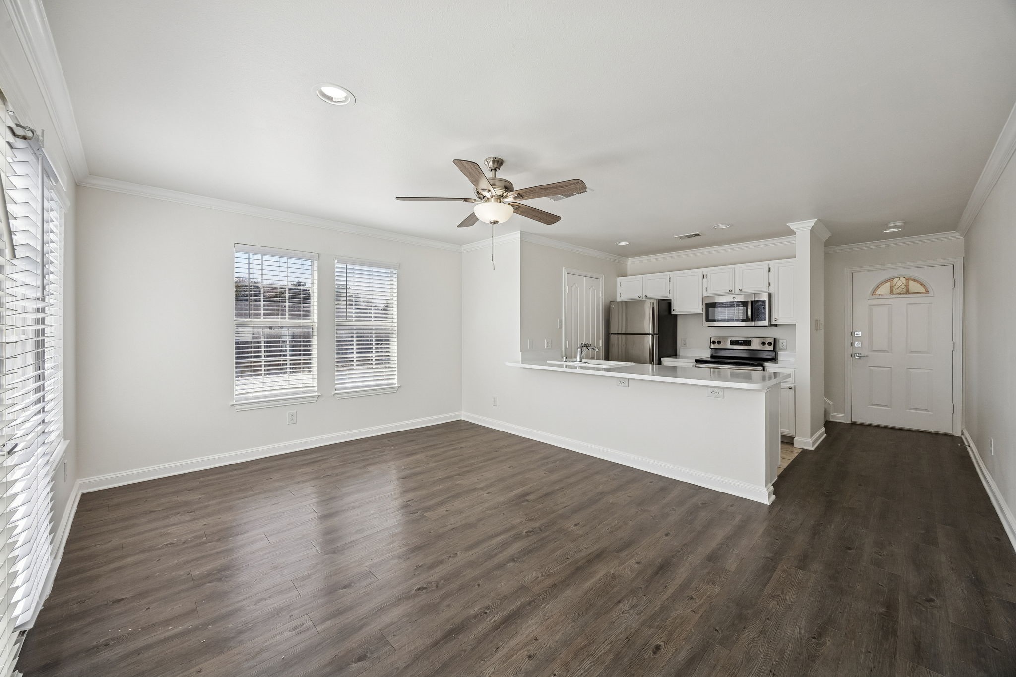 4125 Holland Avenue Dallas TX 75219