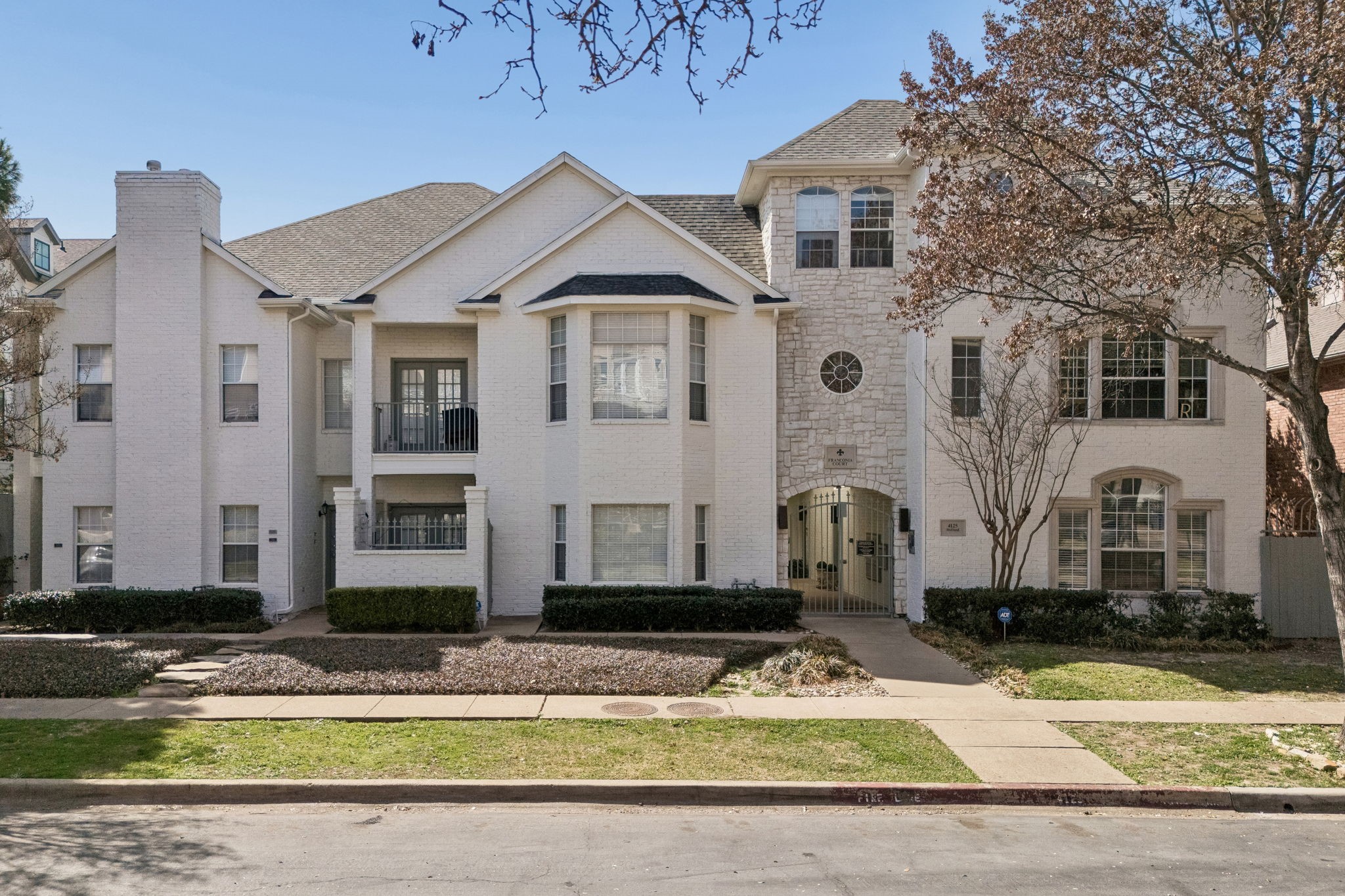 4125 Holland Avenue Dallas TX 75219