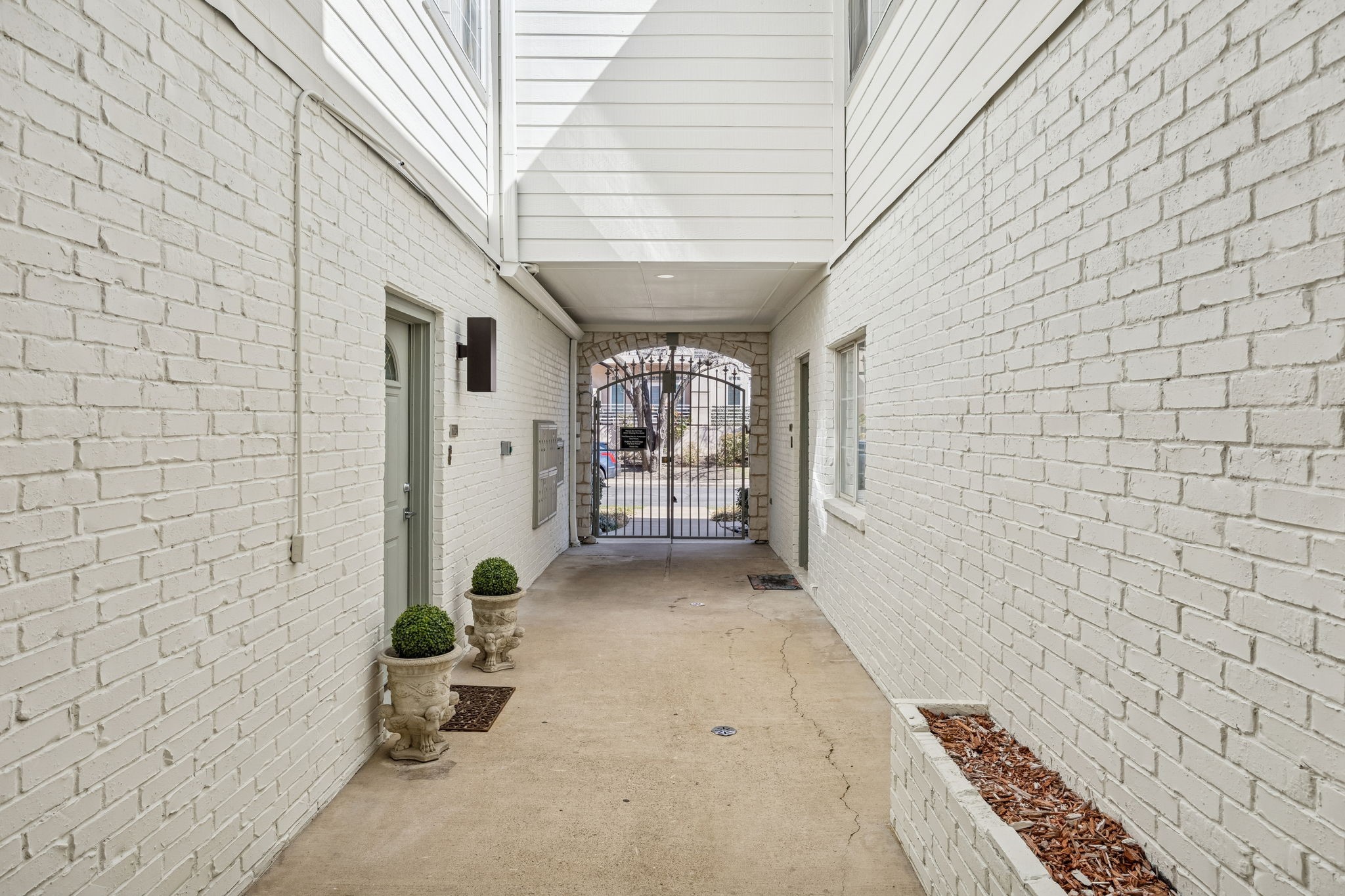 4125 Holland Avenue Dallas TX 75219