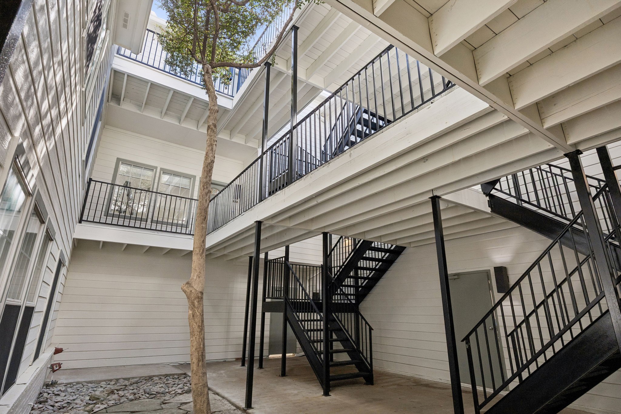 4125 Holland Avenue Dallas TX 75219