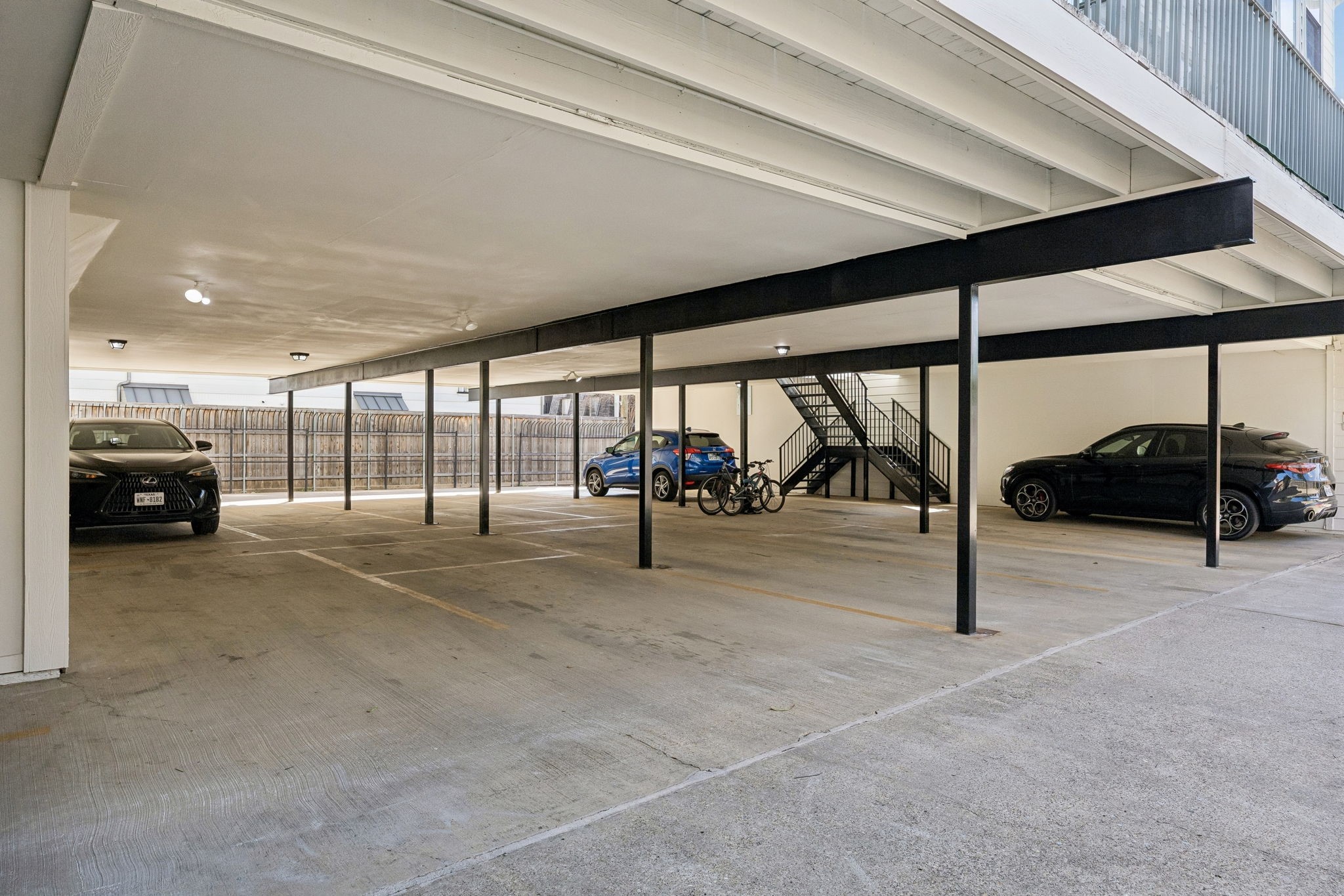 4125 Holland Avenue Dallas TX 75219