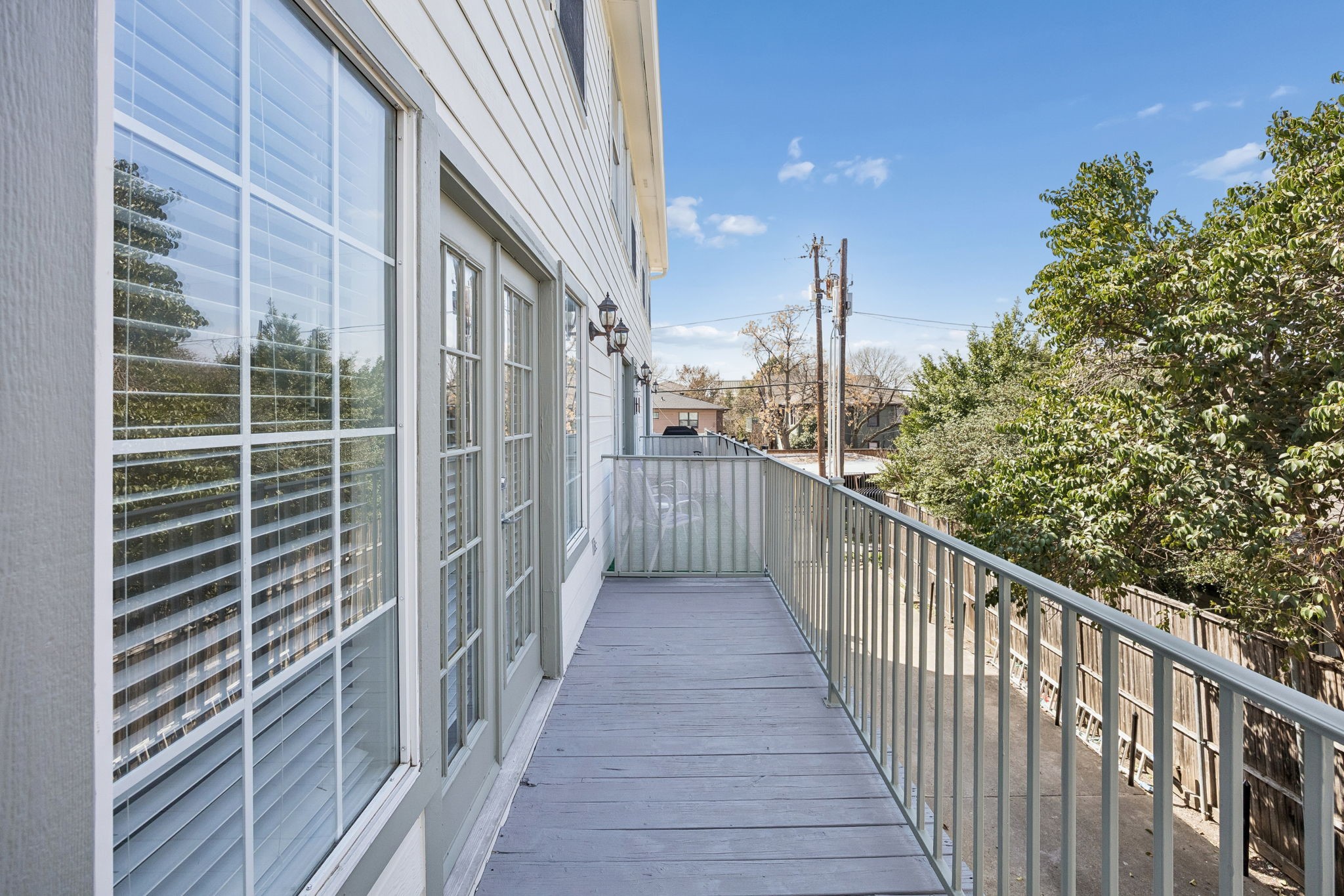 4125 Holland Avenue Dallas TX 75219