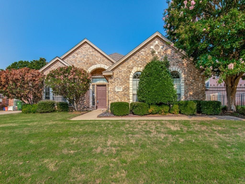 2945 Silvercrest Grapevine TX 76051
