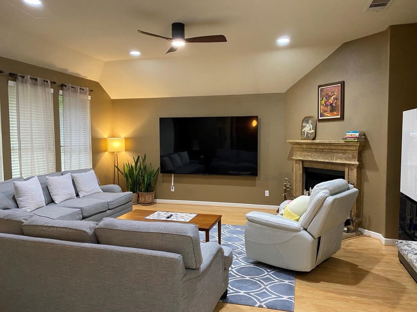 2945 Silvercrest Grapevine TX 76051