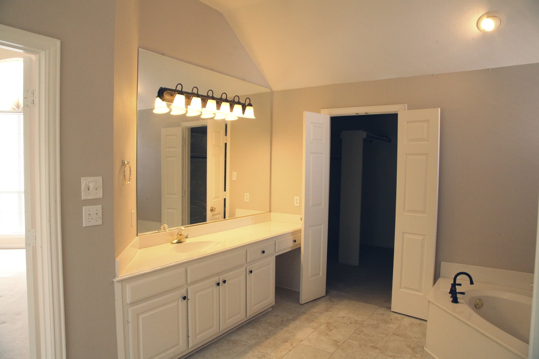 8605 Berwick Drive Plano TX 75025