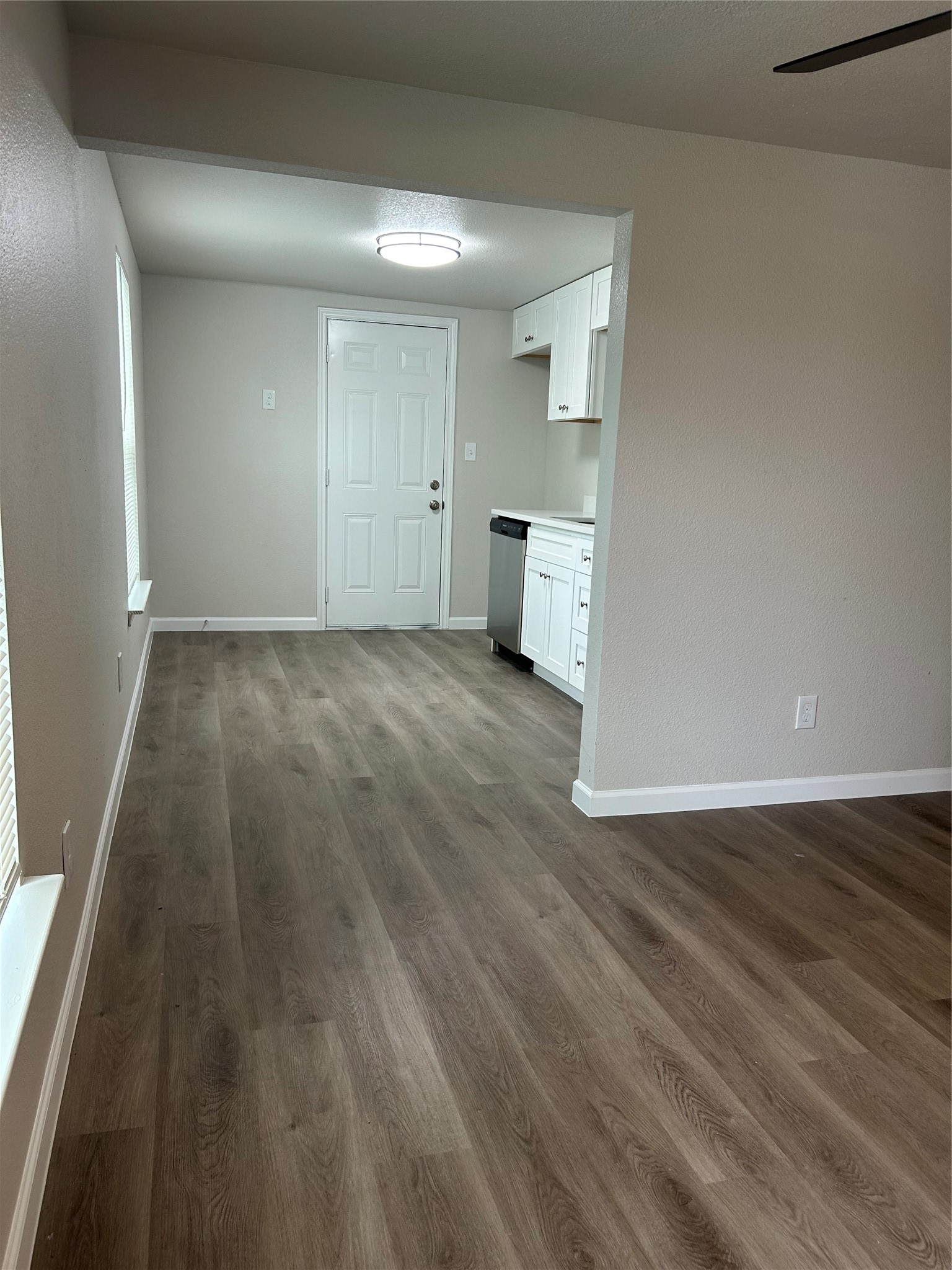 407 N Justin Avenue Dallas TX 75211