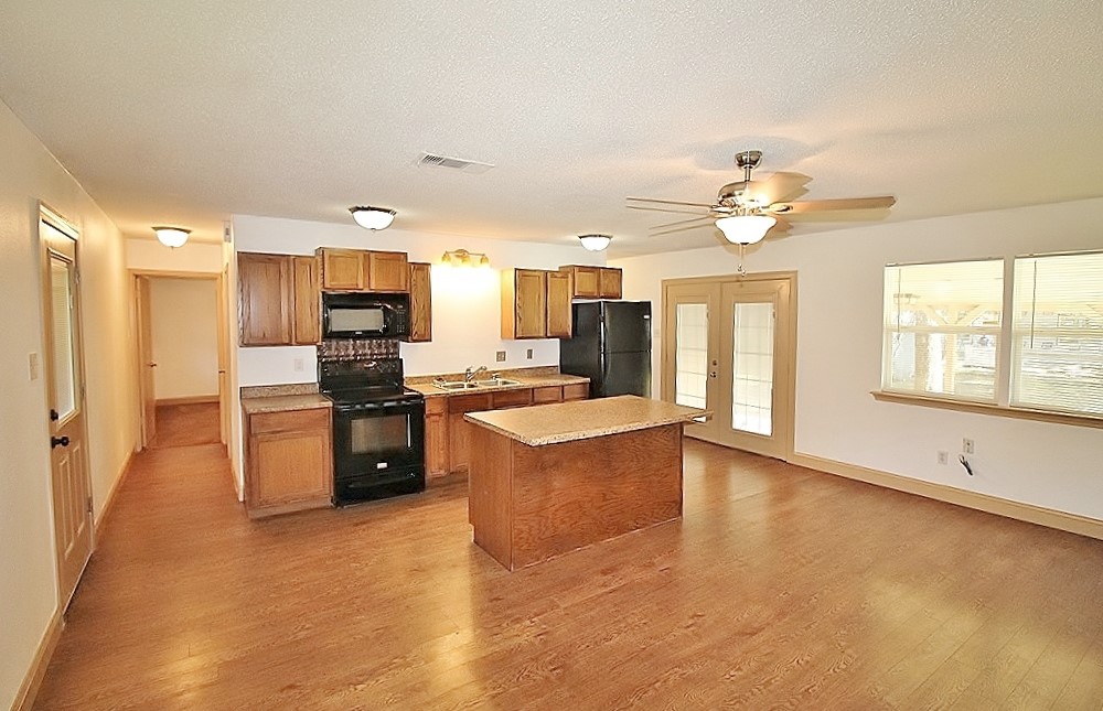 112 Trailwood Road Enchanted Oaks TX 75156