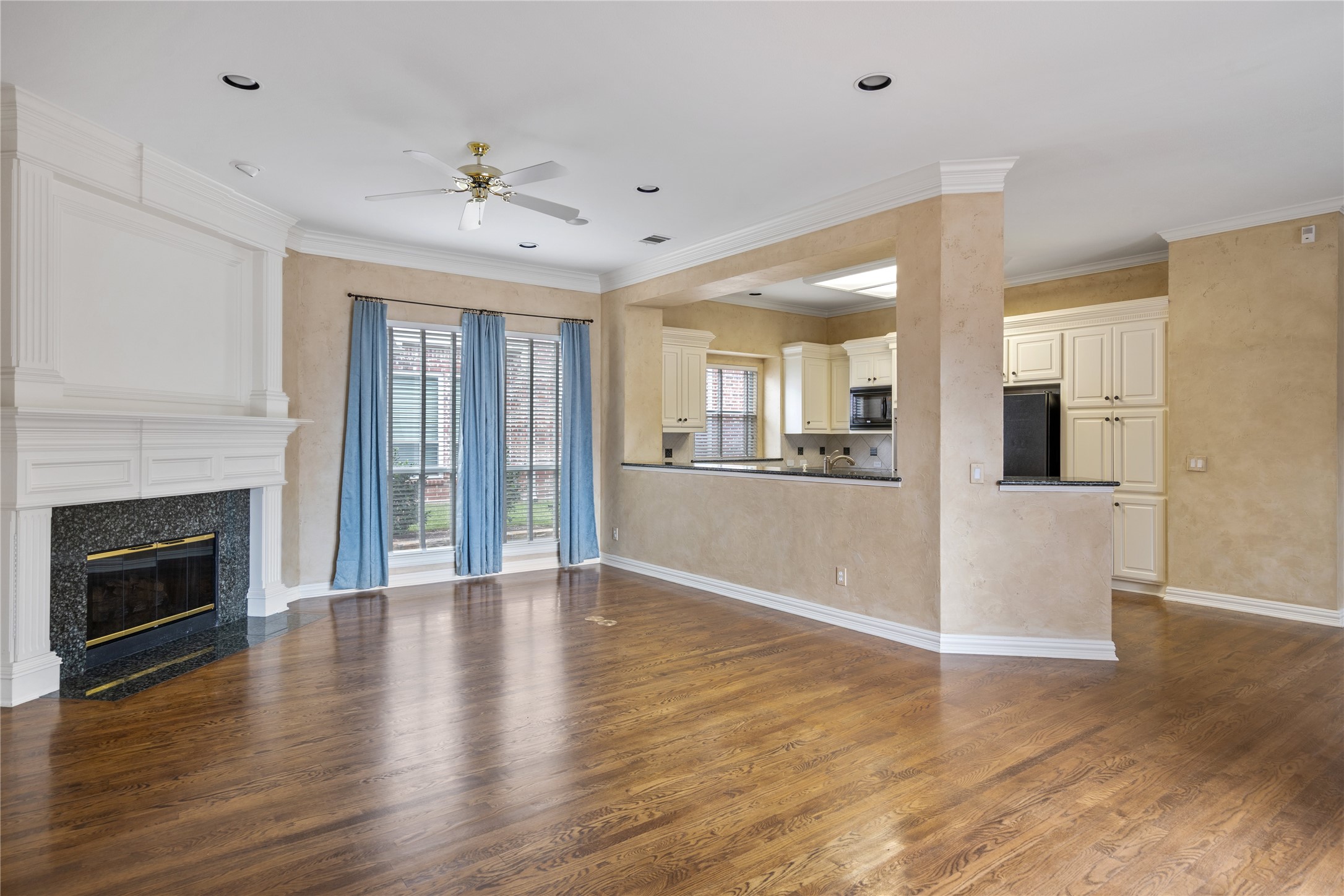 3705 Country Oak Court Plano TX 75093