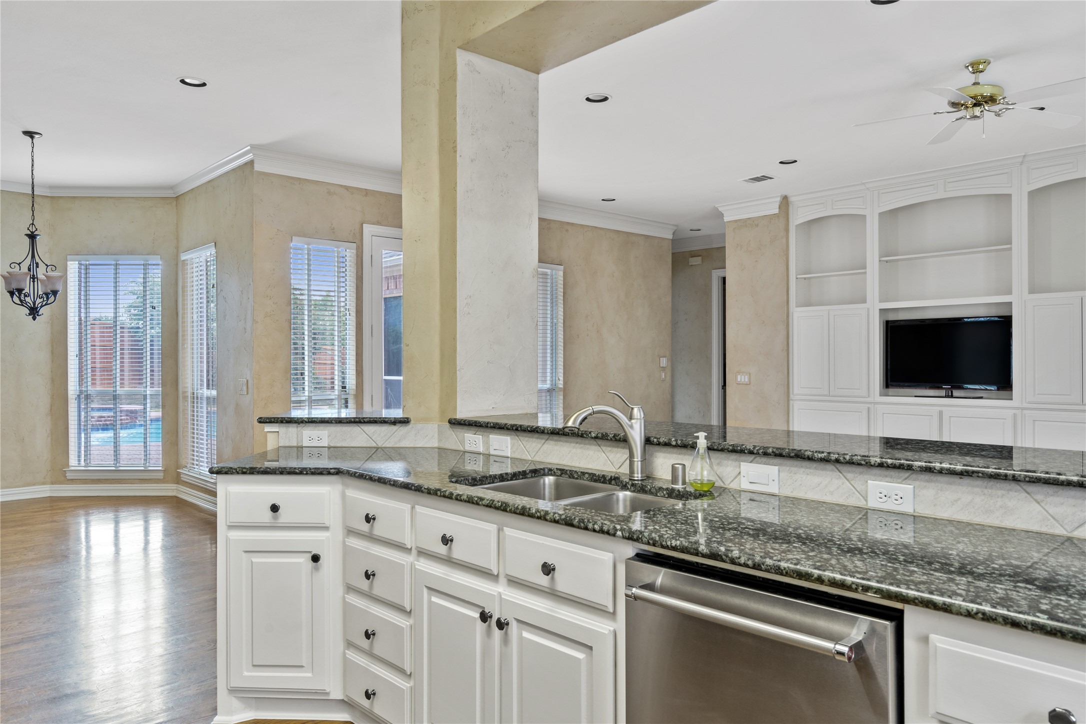 3705 Country Oak Court Plano TX 75093