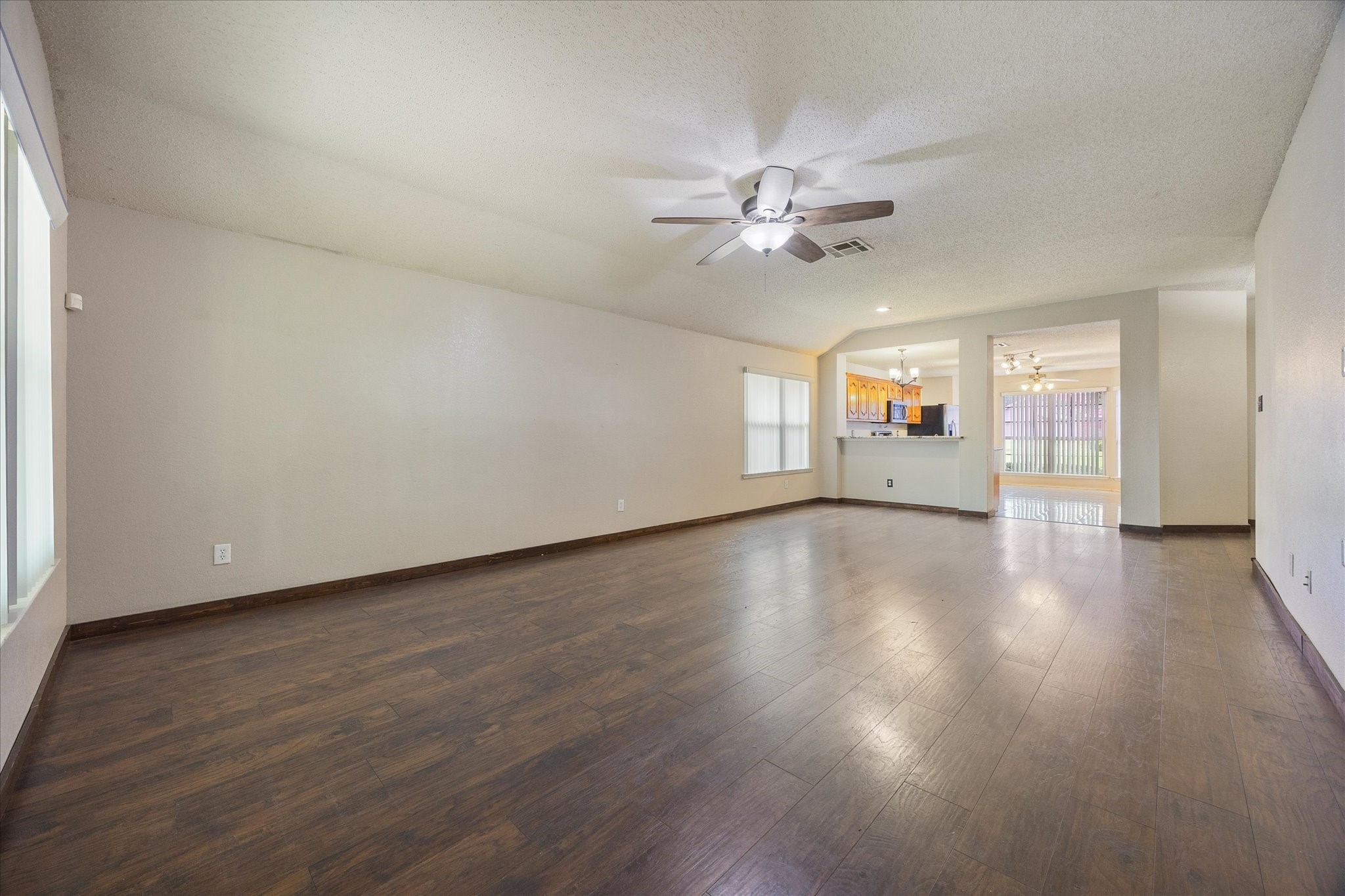 2701 Redwood Street Royse City TX 75189