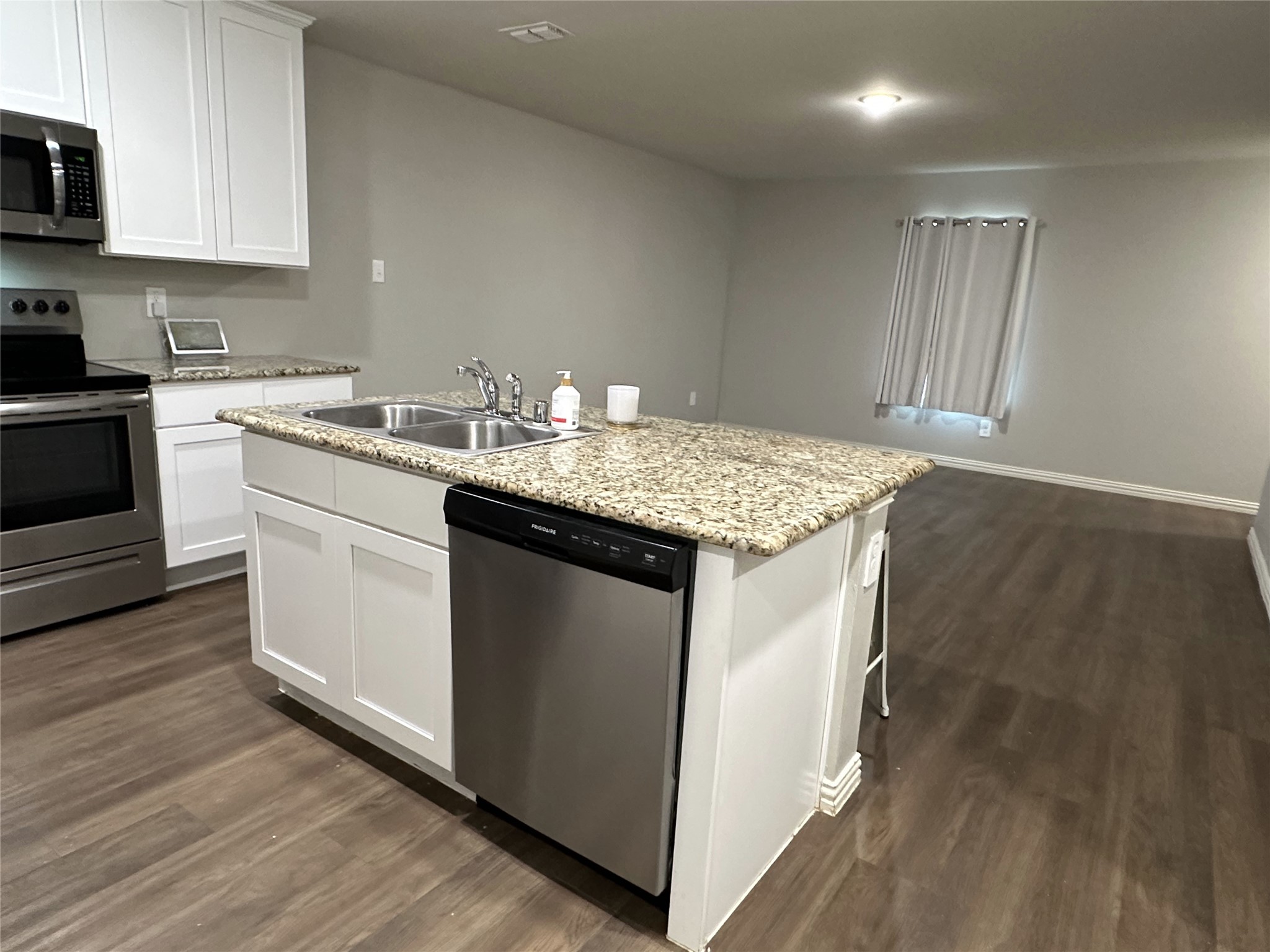 2503 Jax Street Mabank TX 75147