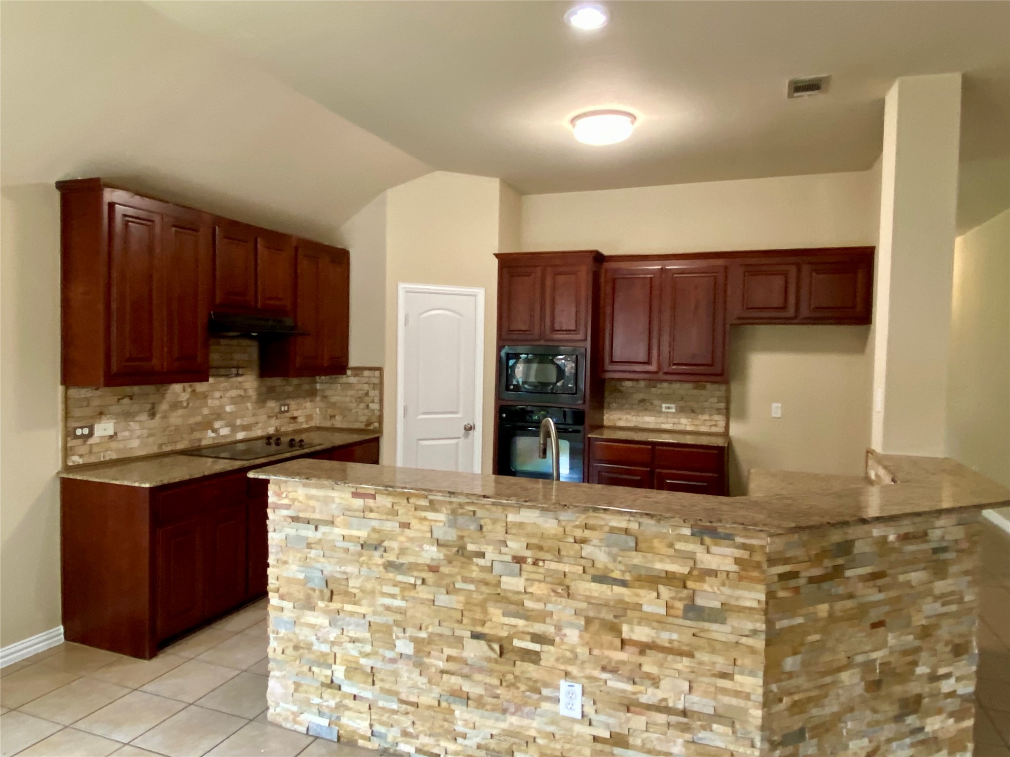 8133 Black Sumac Drive Fort Worth TX 76131