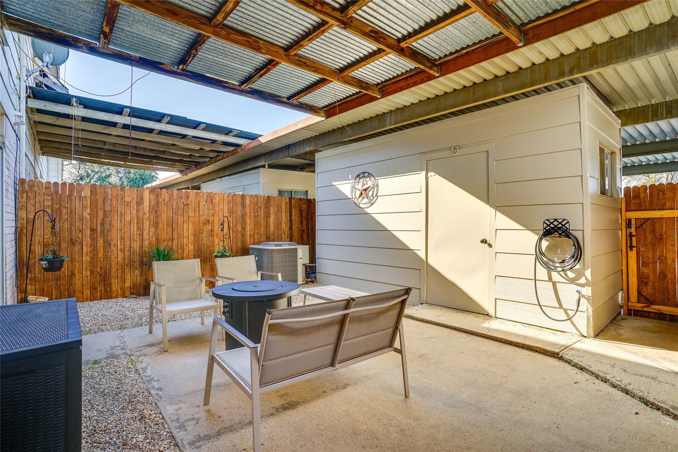 42 W Creek Lane Grand Prairie TX 75052