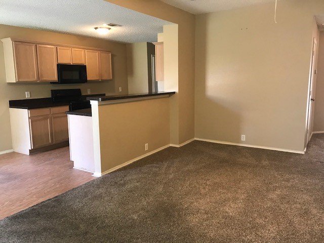 220 Pinecrest Seagoville TX 75159