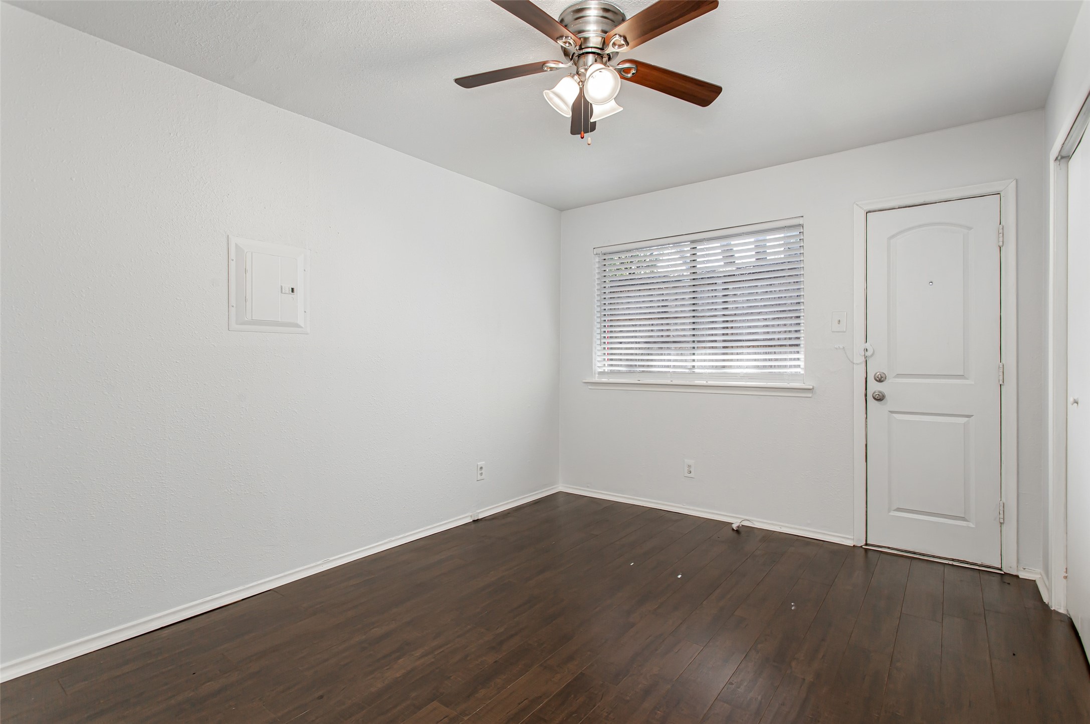 5722 Gaston Avenue Dallas TX 75214