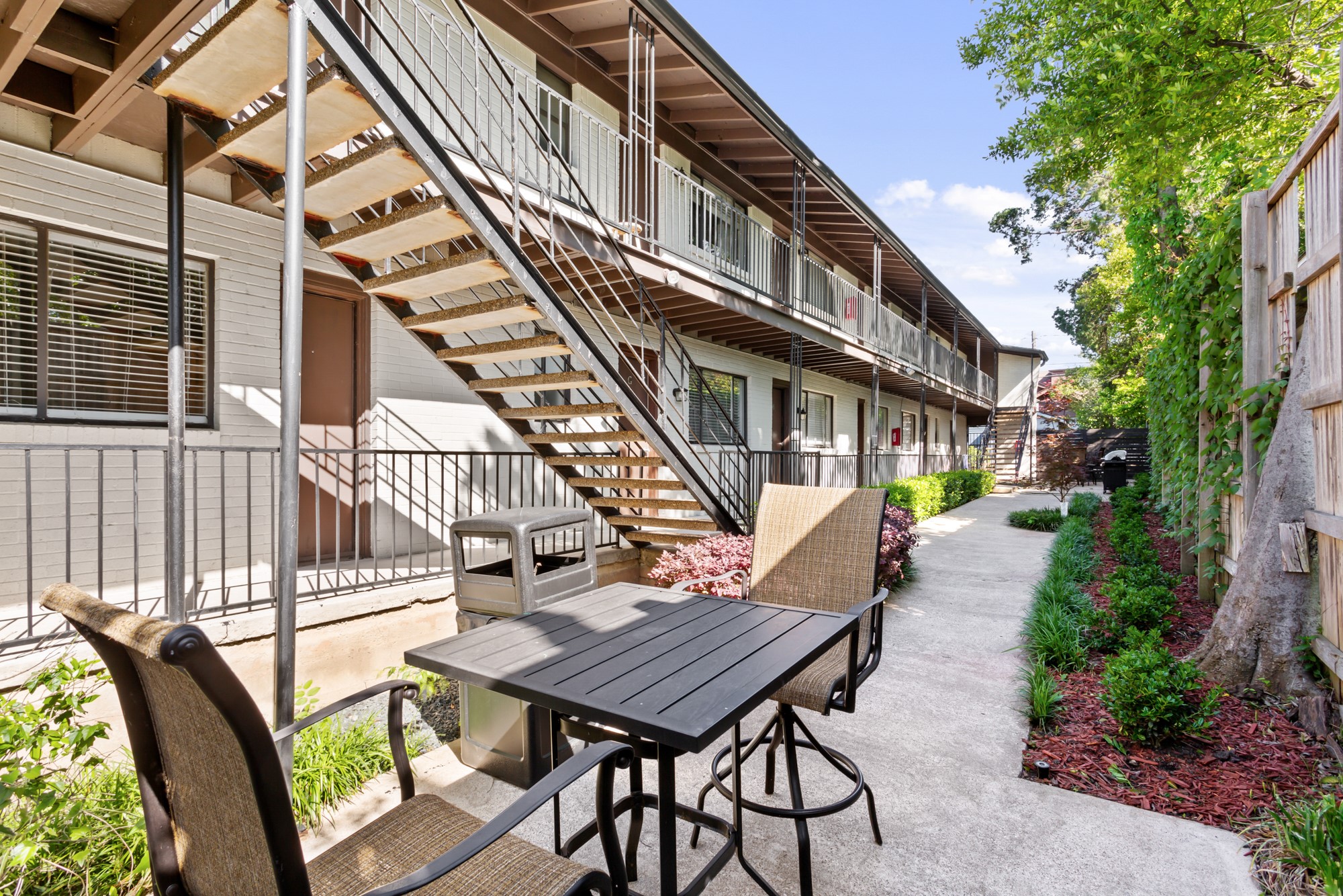 5722 Gaston Avenue Dallas TX 75214