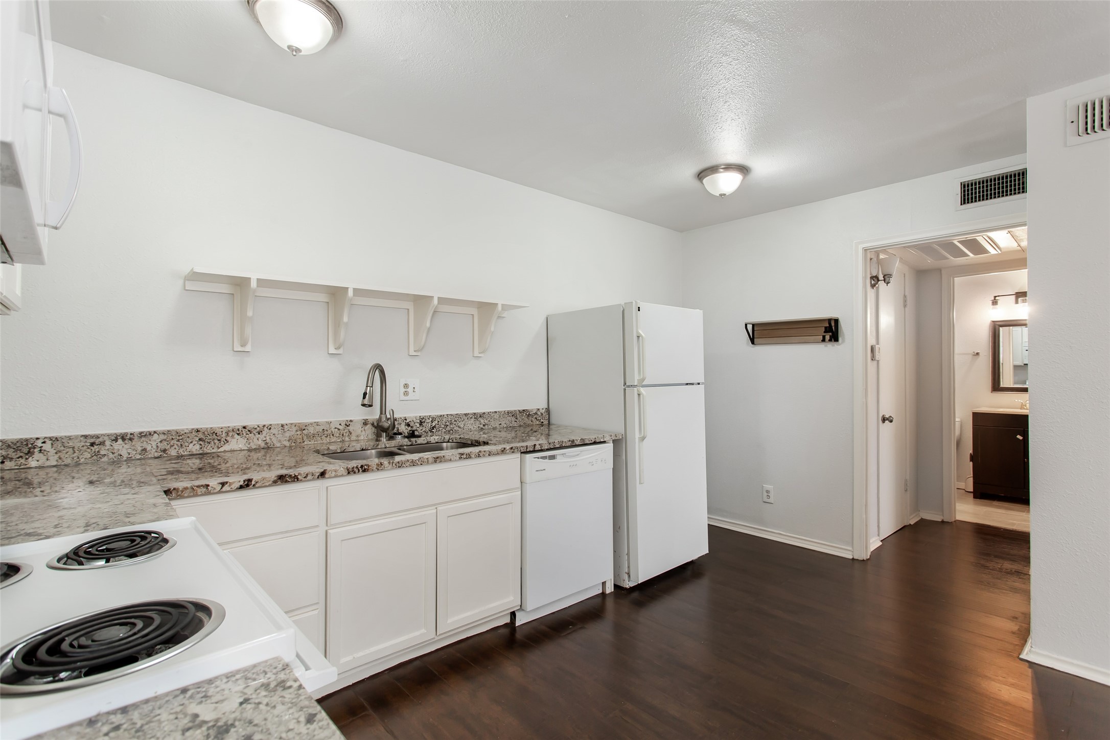 5722 Gaston Avenue Dallas TX 75214