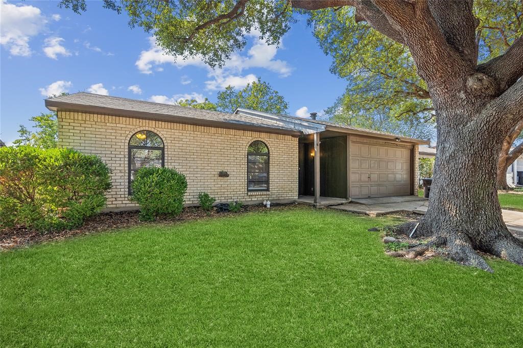 556 Hawthorne Drive Allen TX 75002