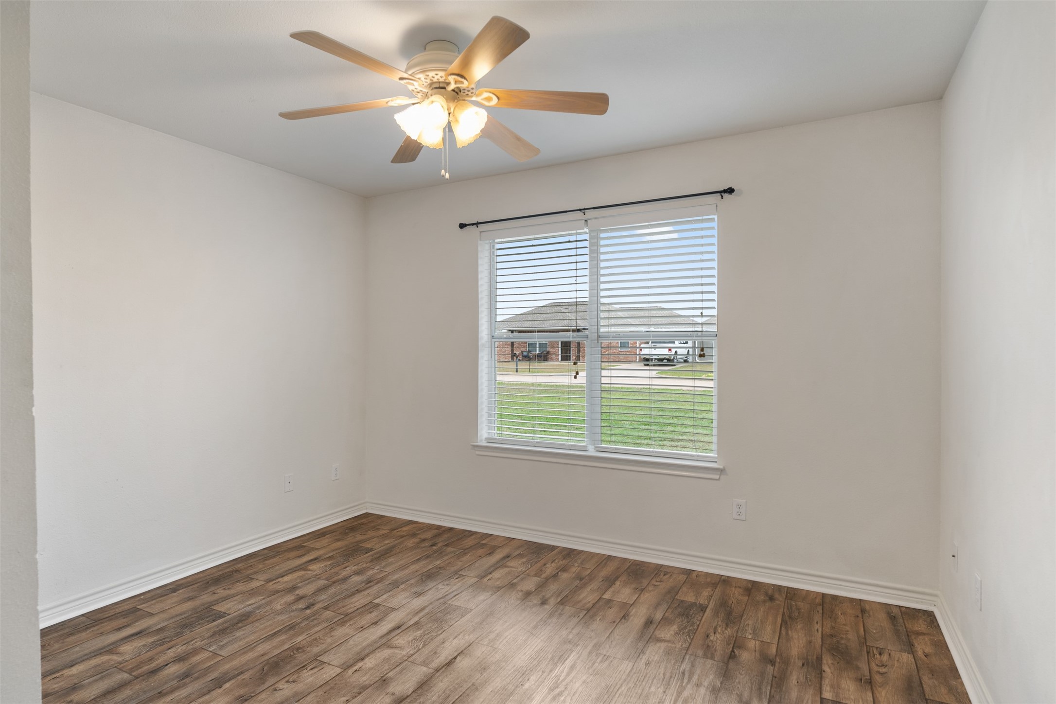 406 B Andrew Drive Mabank TX 75147