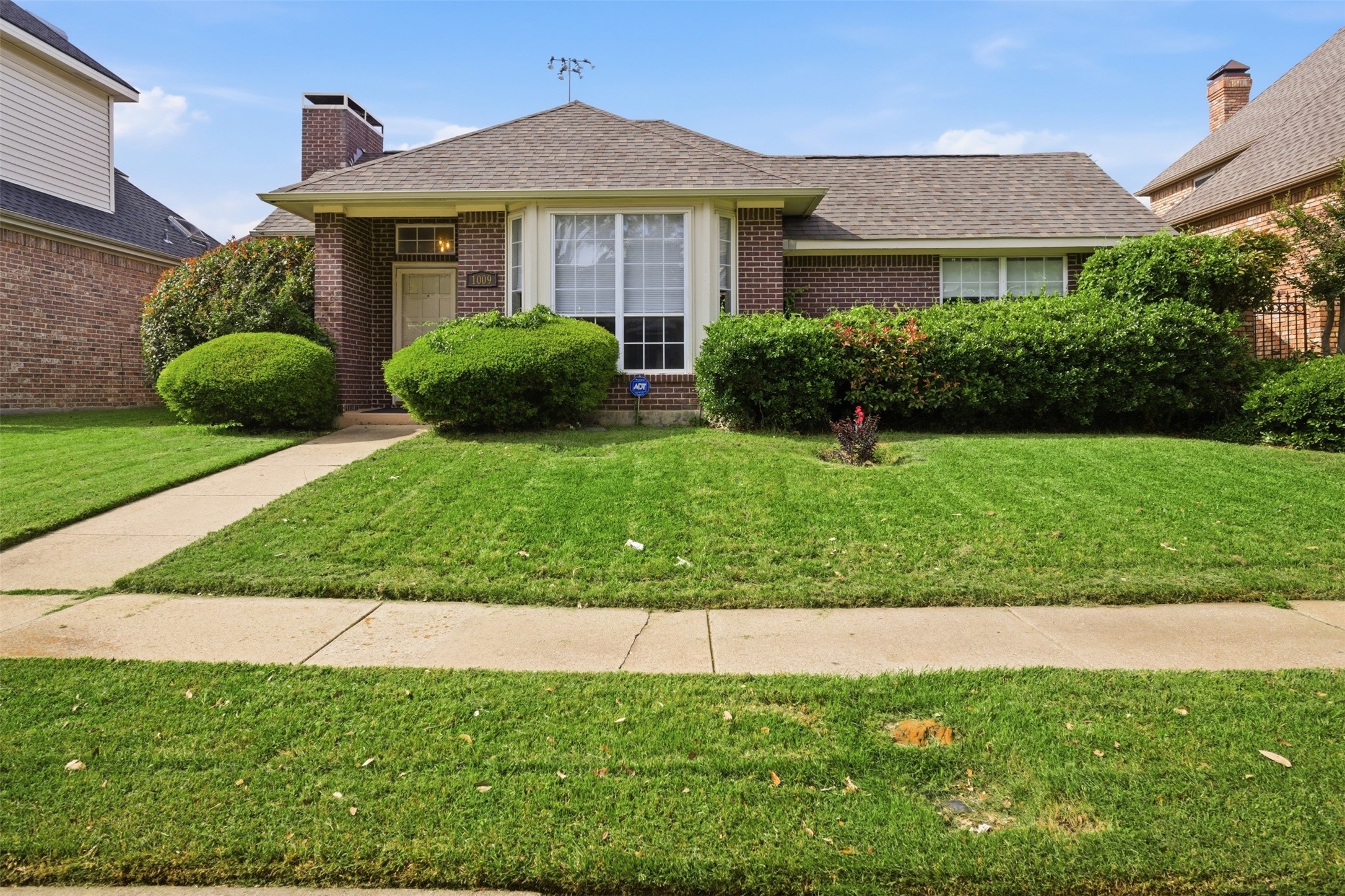 1009 Mccoy Drive Irving TX 75062