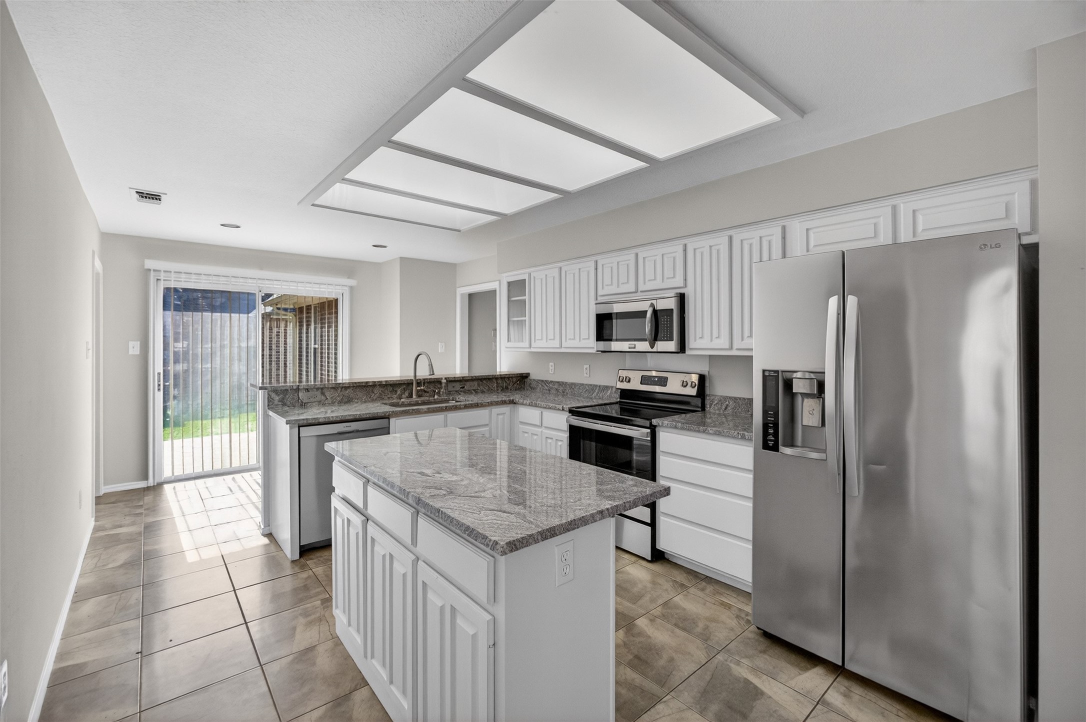 1009 Mccoy Drive Irving TX 75062