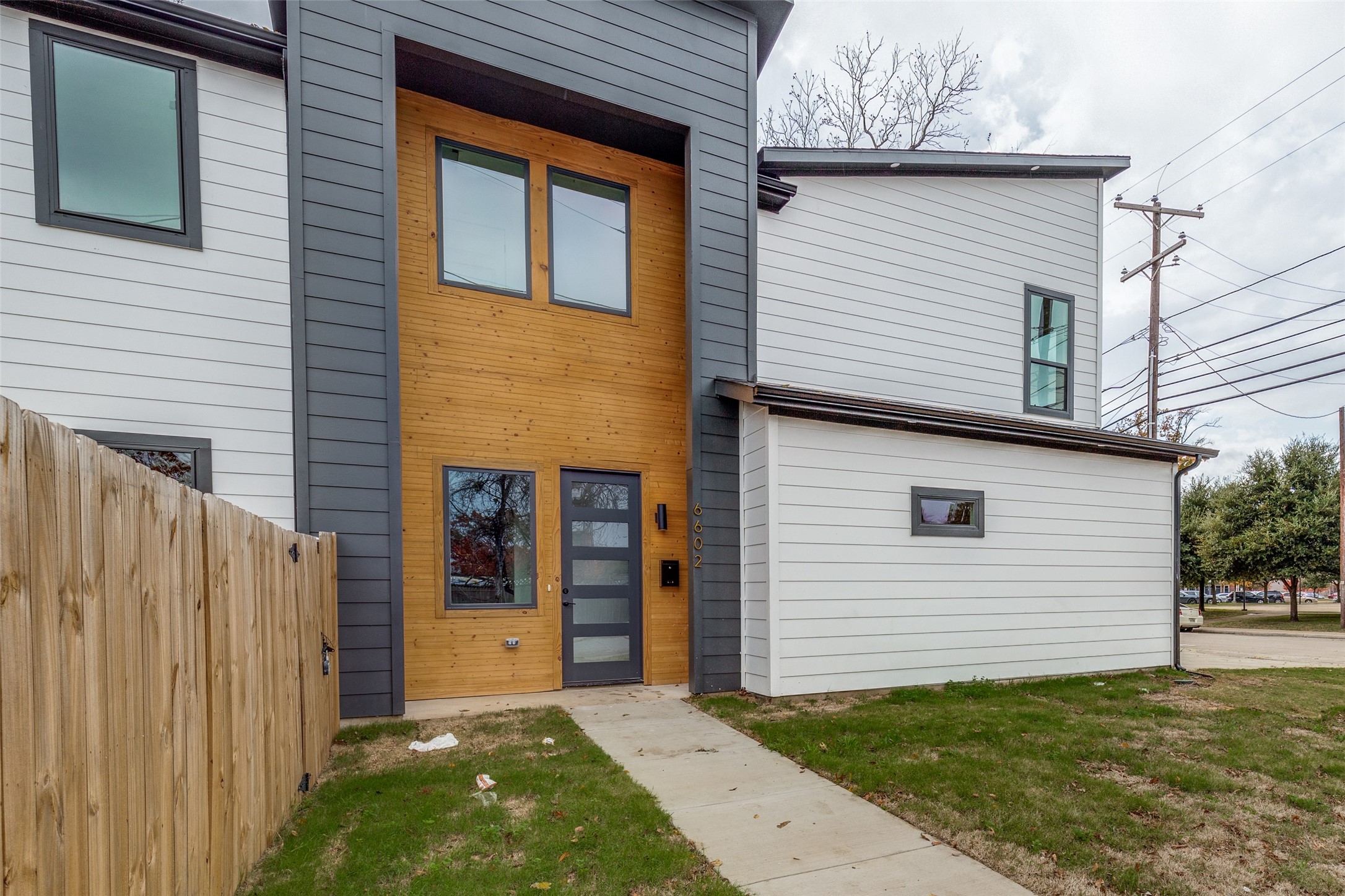 6602 Bexar Street Dallas TX 75215