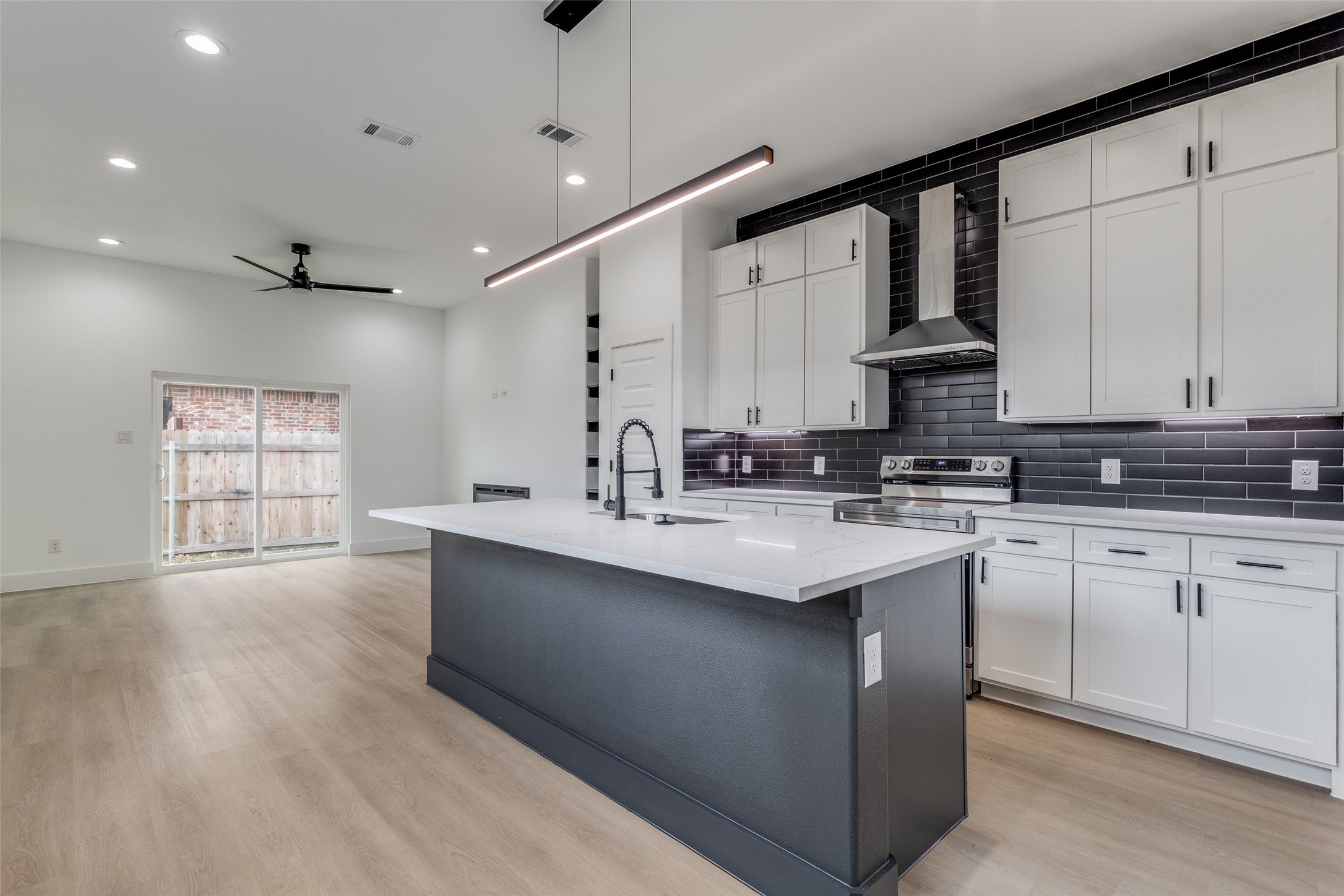 6602 Bexar Street Dallas TX 75215