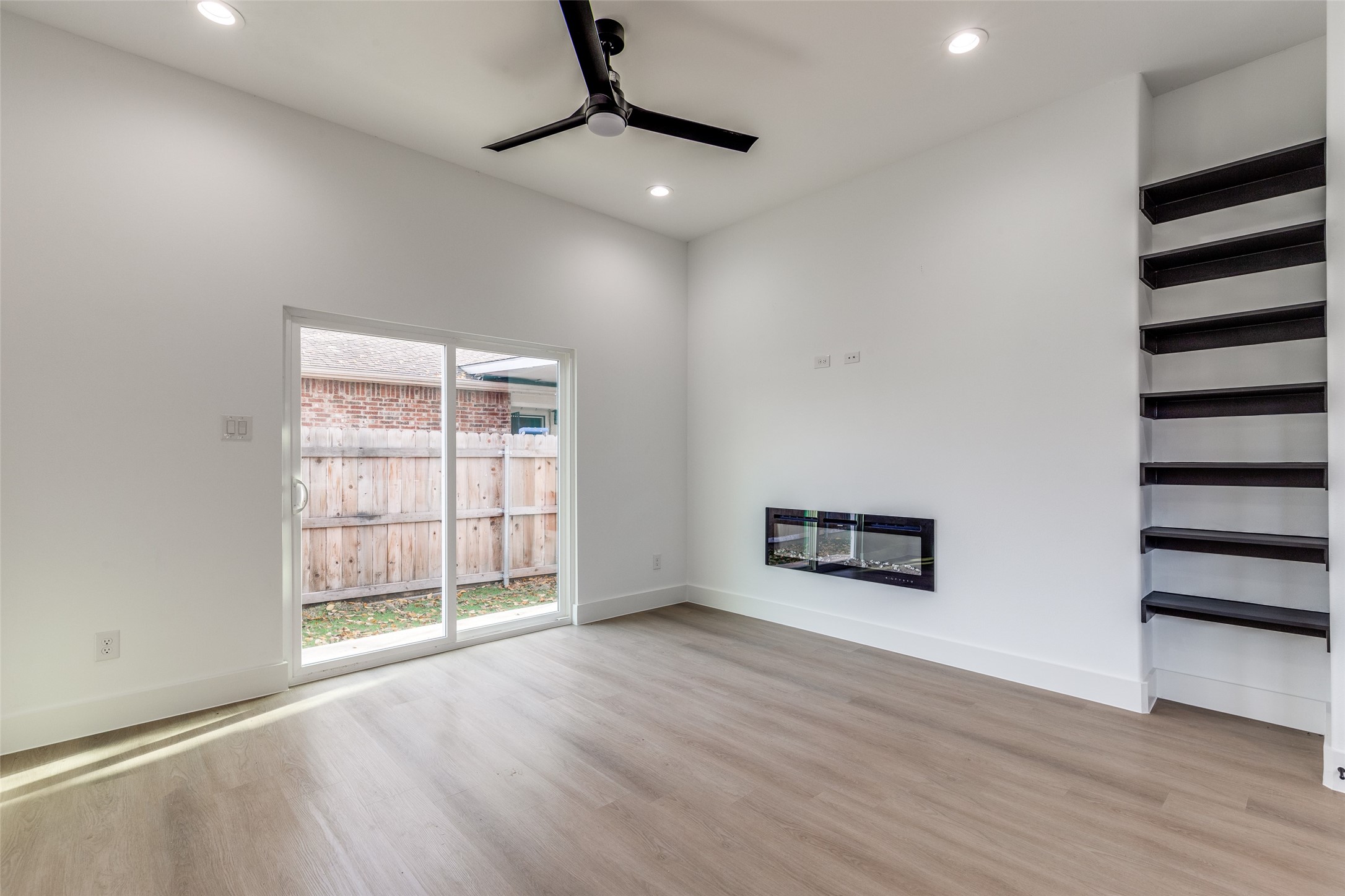 6602 Bexar Street Dallas TX 75215