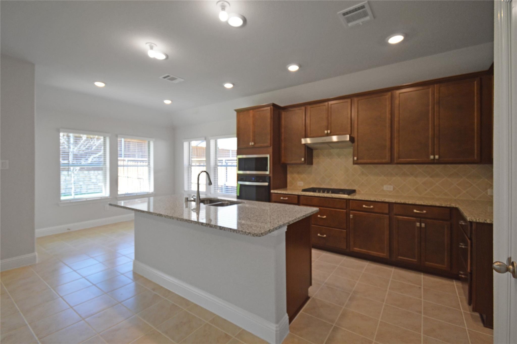 3808 Pennington Avenue Little Elm TX 75068
