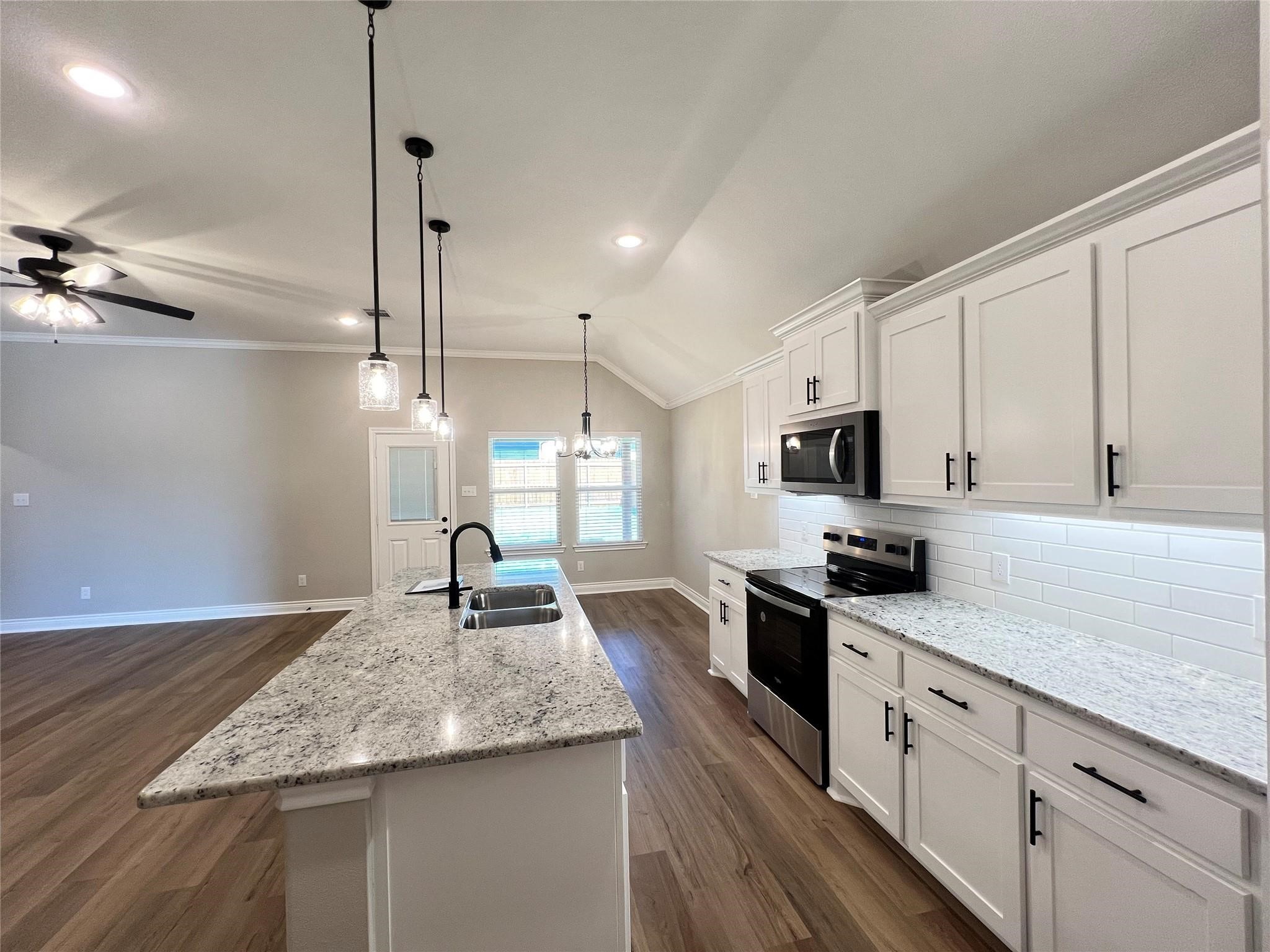 706 Greyson Lane Greenville TX 75402