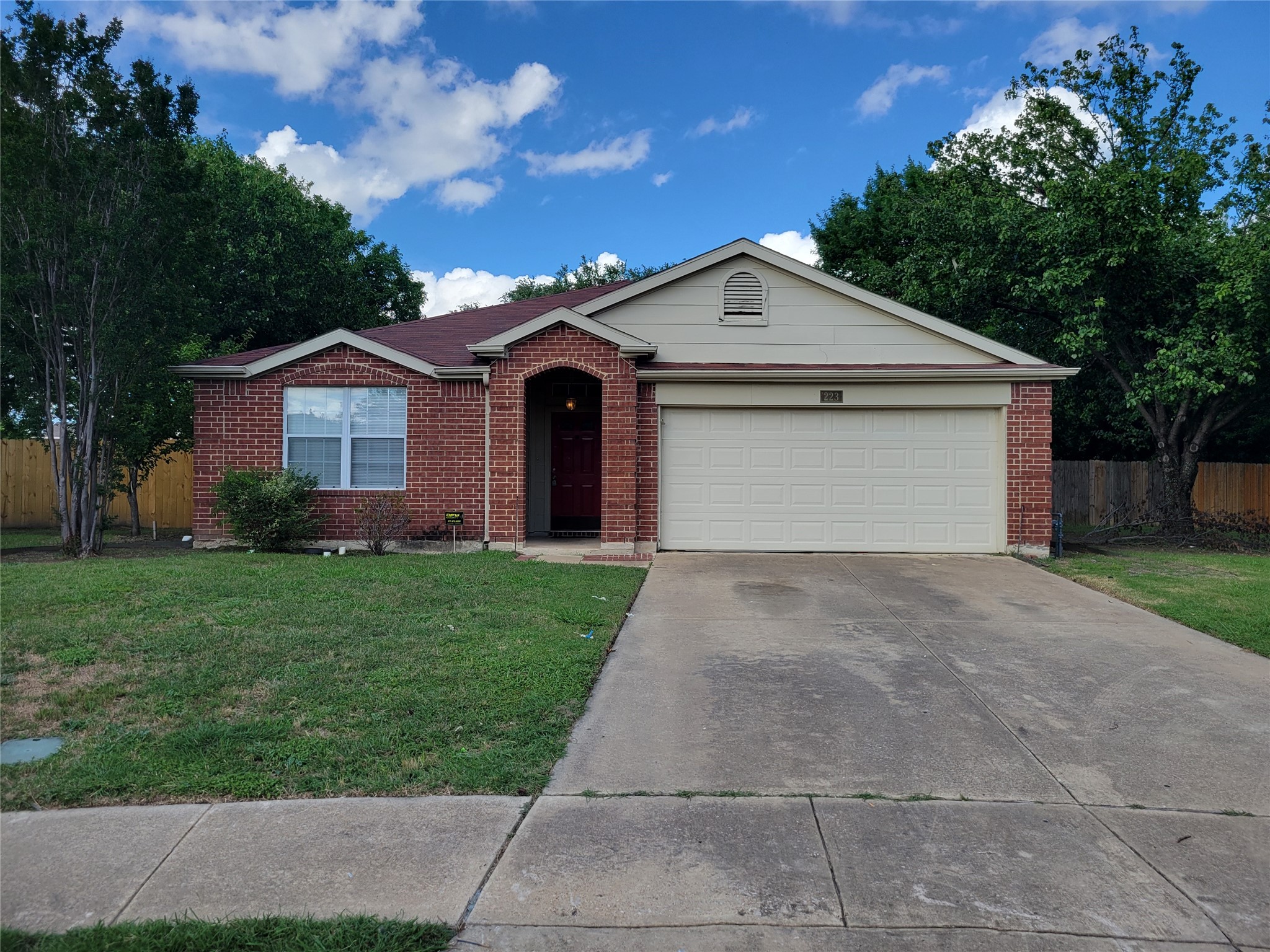 223 Baylor Drive Glenn Heights TX 75154
