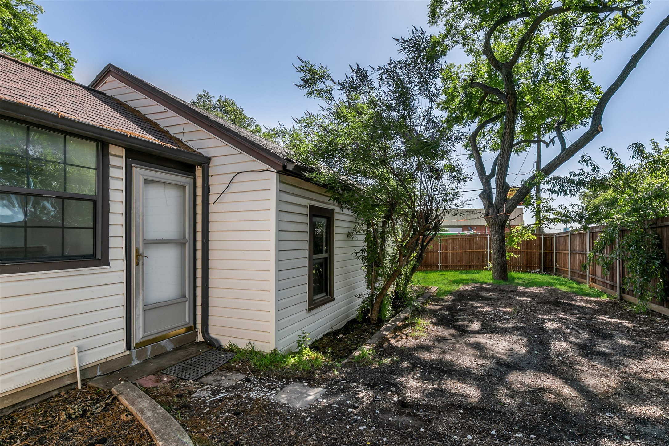 4206 Somerville Avenue Dallas TX 75206