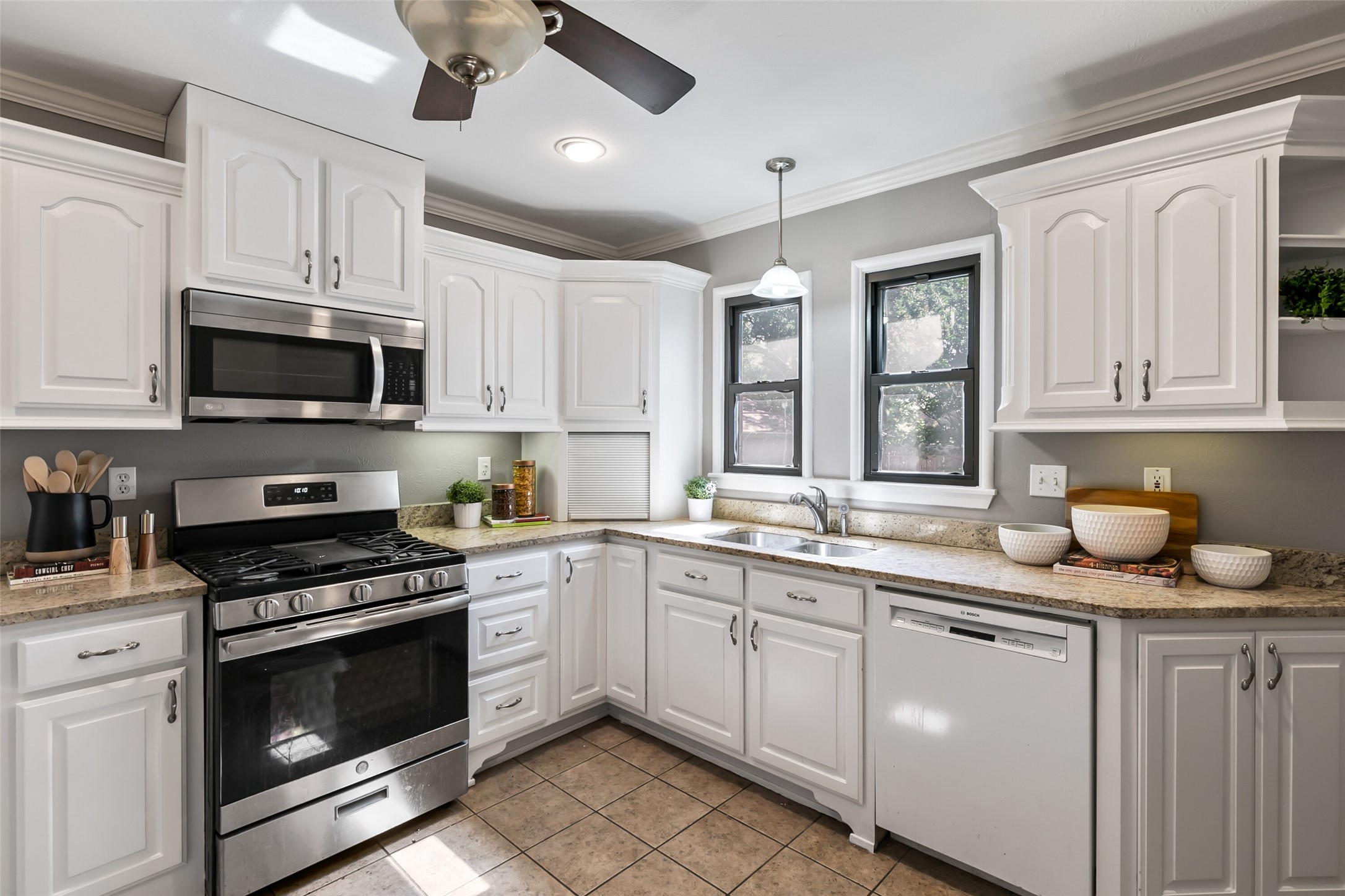 4206 Somerville Avenue Dallas TX 75206