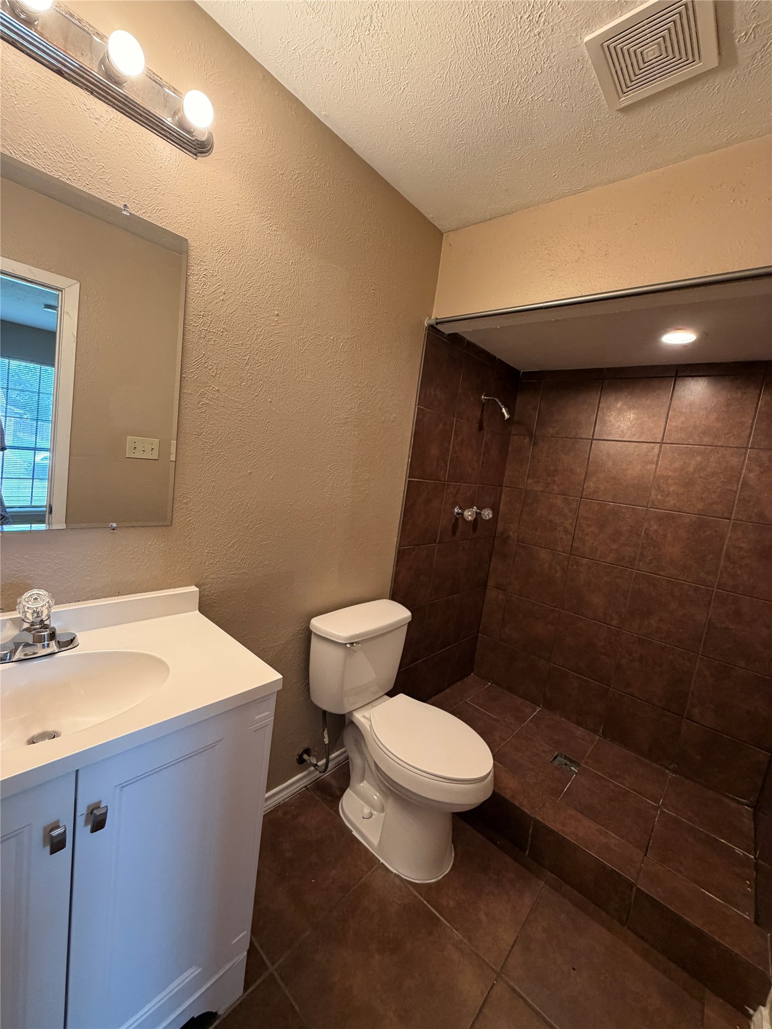 6610 Greenspring Drive Arlington TX 76016