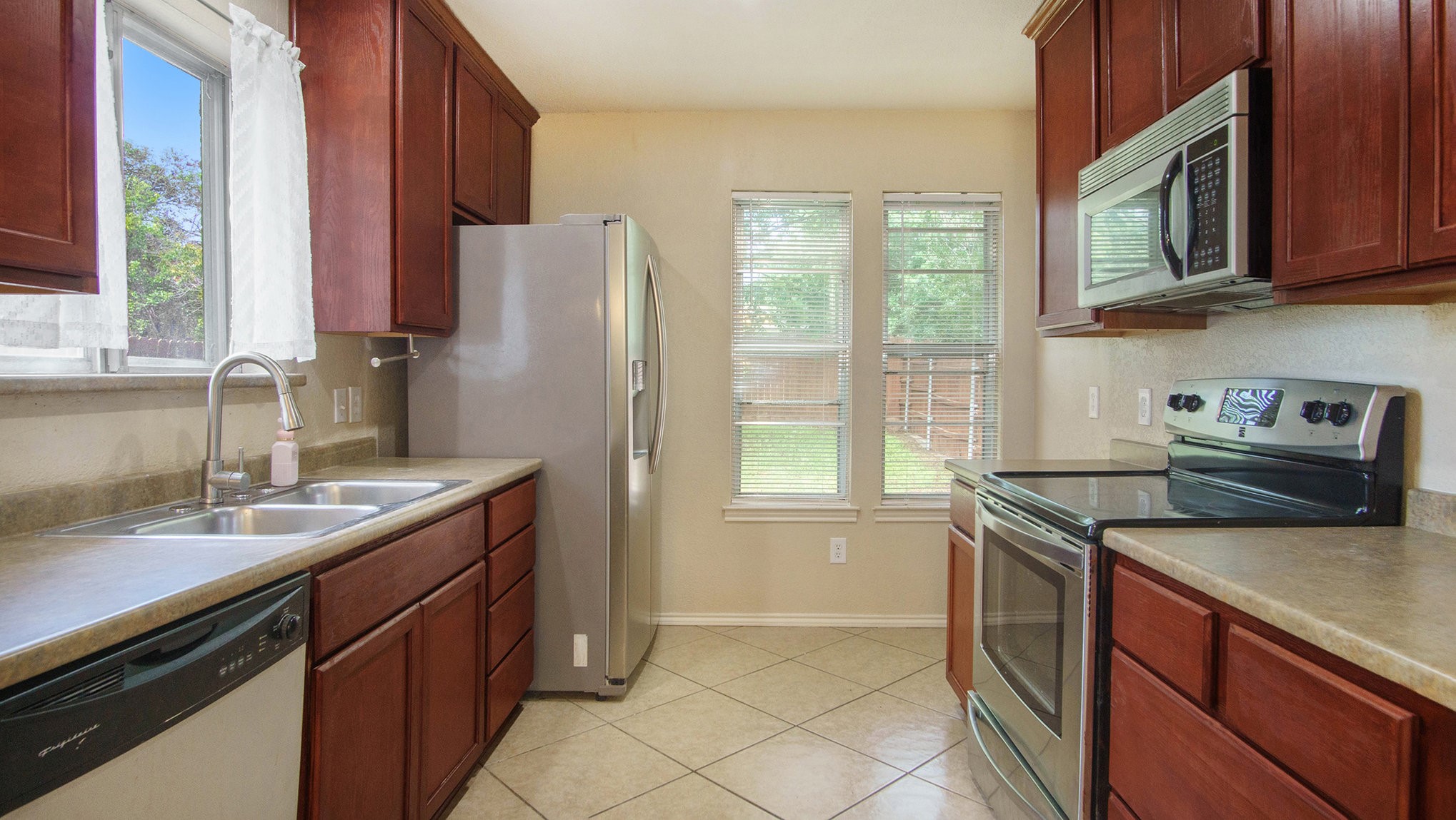 7600 Silveridge Drive Fort Worth TX 76133