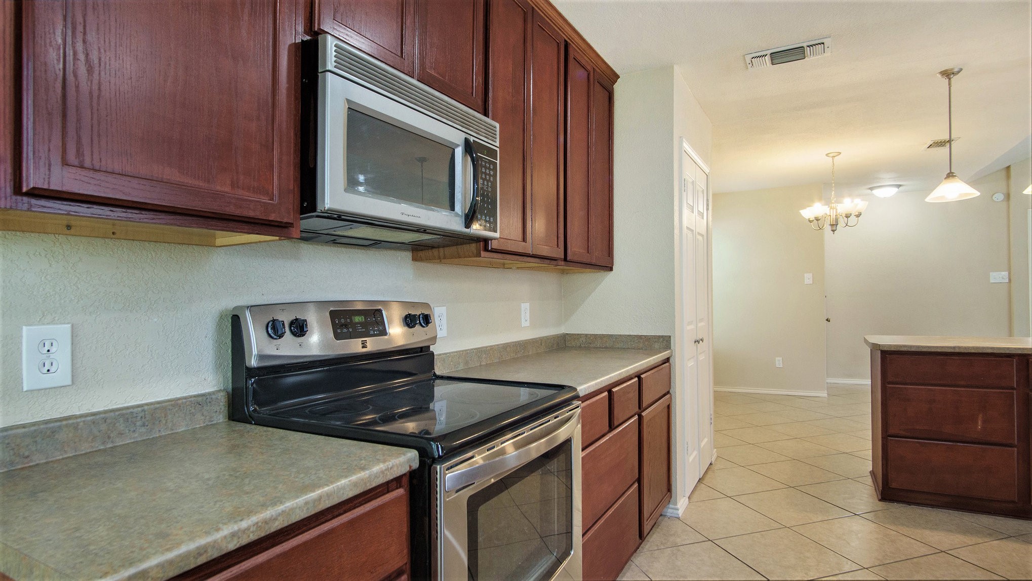 7600 Silveridge Drive Fort Worth TX 76133