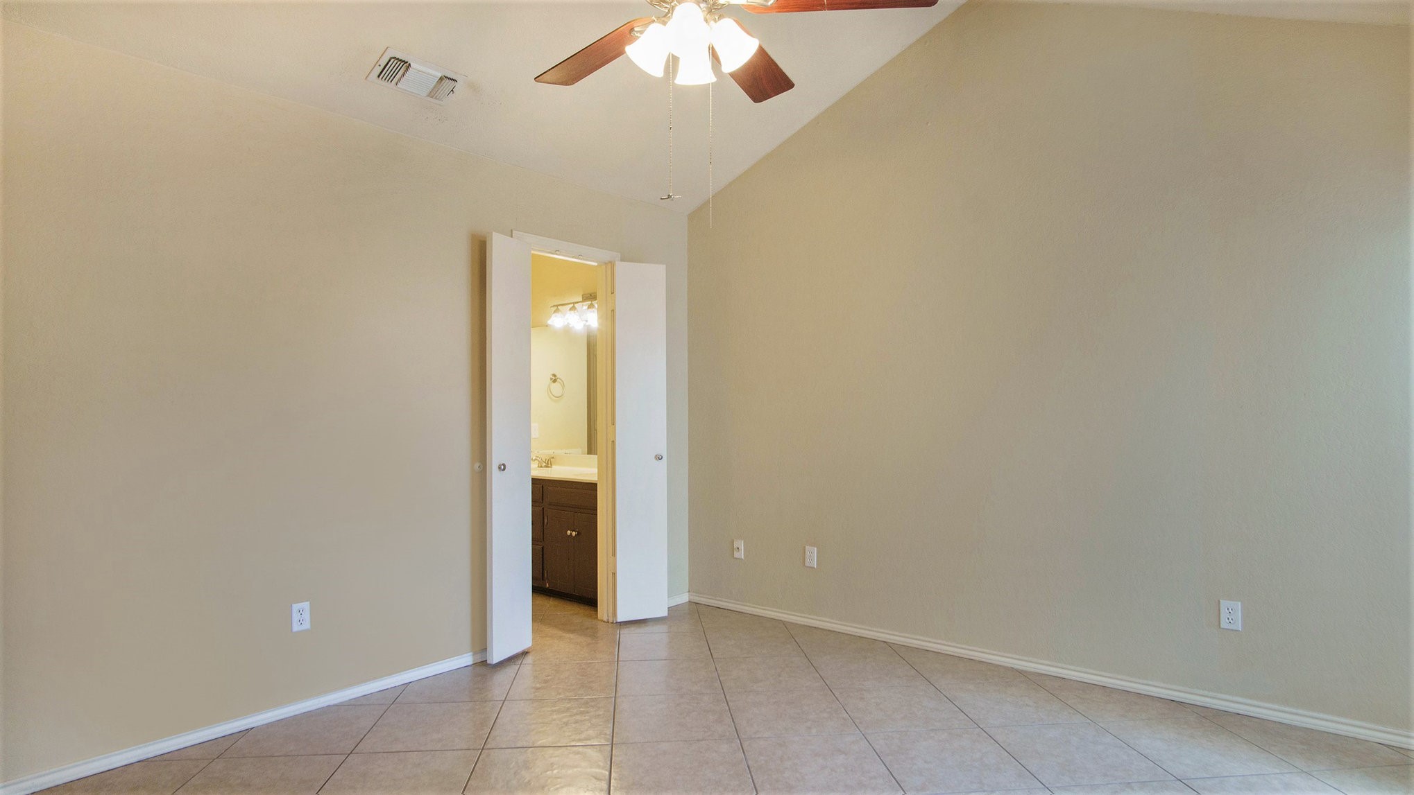 7600 Silveridge Drive Fort Worth TX 76133
