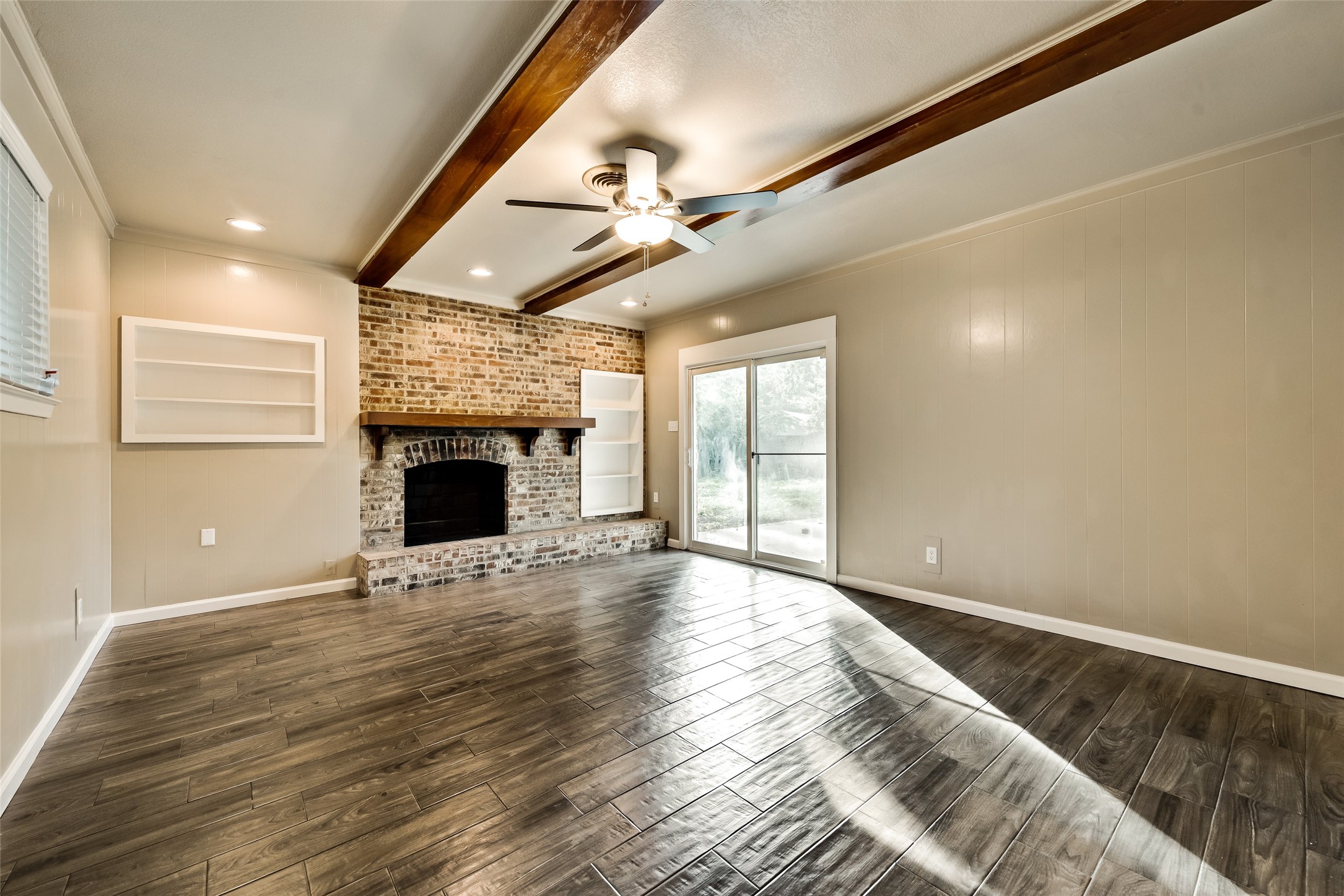 2817 Blackwood Drive Arlington TX 76013
