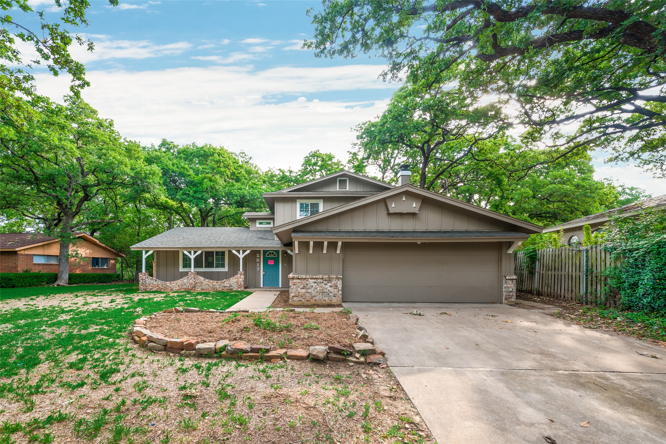 2817 Blackwood Drive Arlington TX 76013