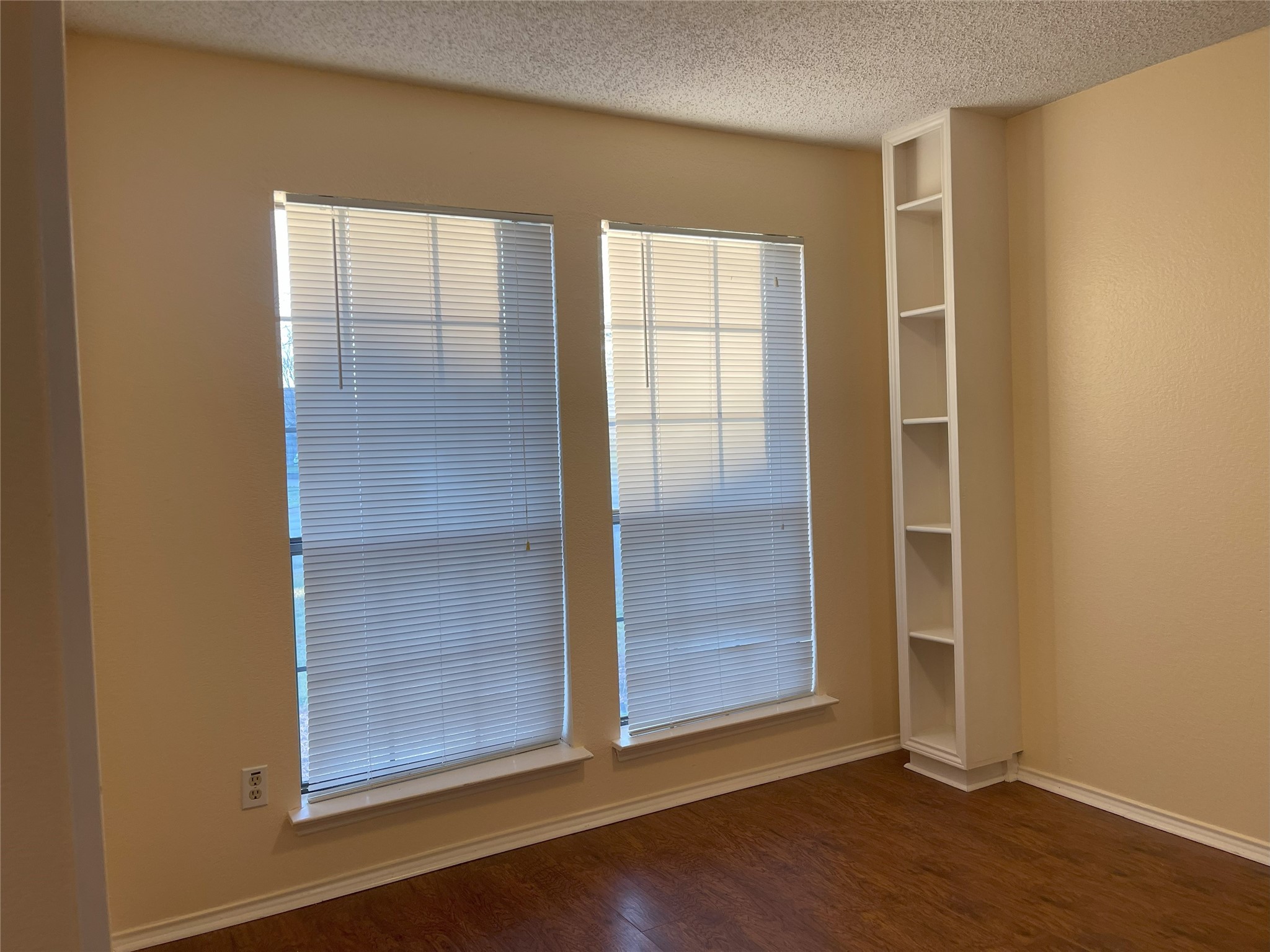 5719 Red Cactus Court Arlington TX 76017