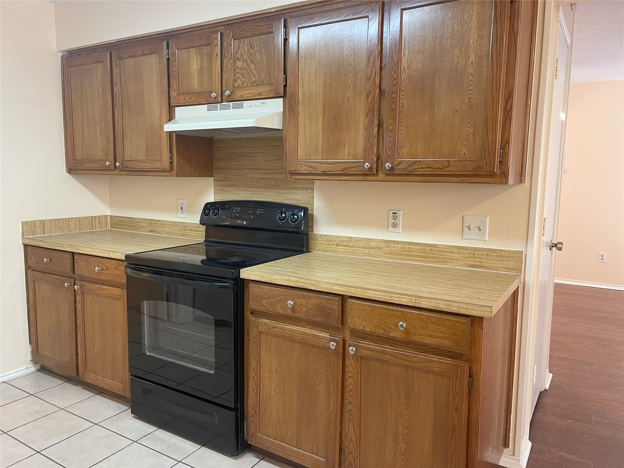 5719 Red Cactus Court Arlington TX 76017