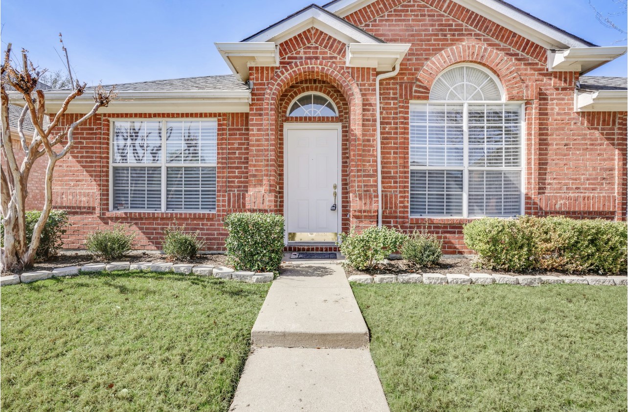 8611 Ironwood Drive Irving TX 75063